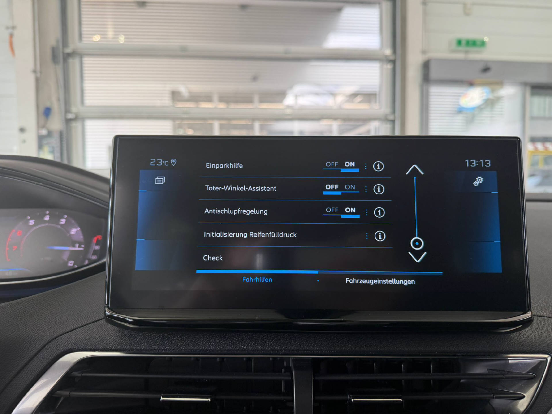 PEUGEOT 3008 1.2 PureTech GT Pack-image-15
