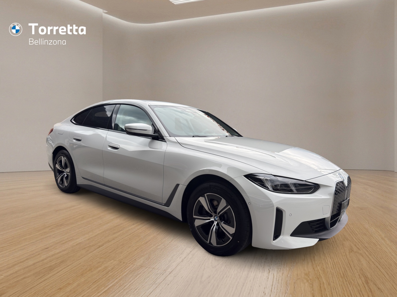 BMW i4 eDrive 40-image-6