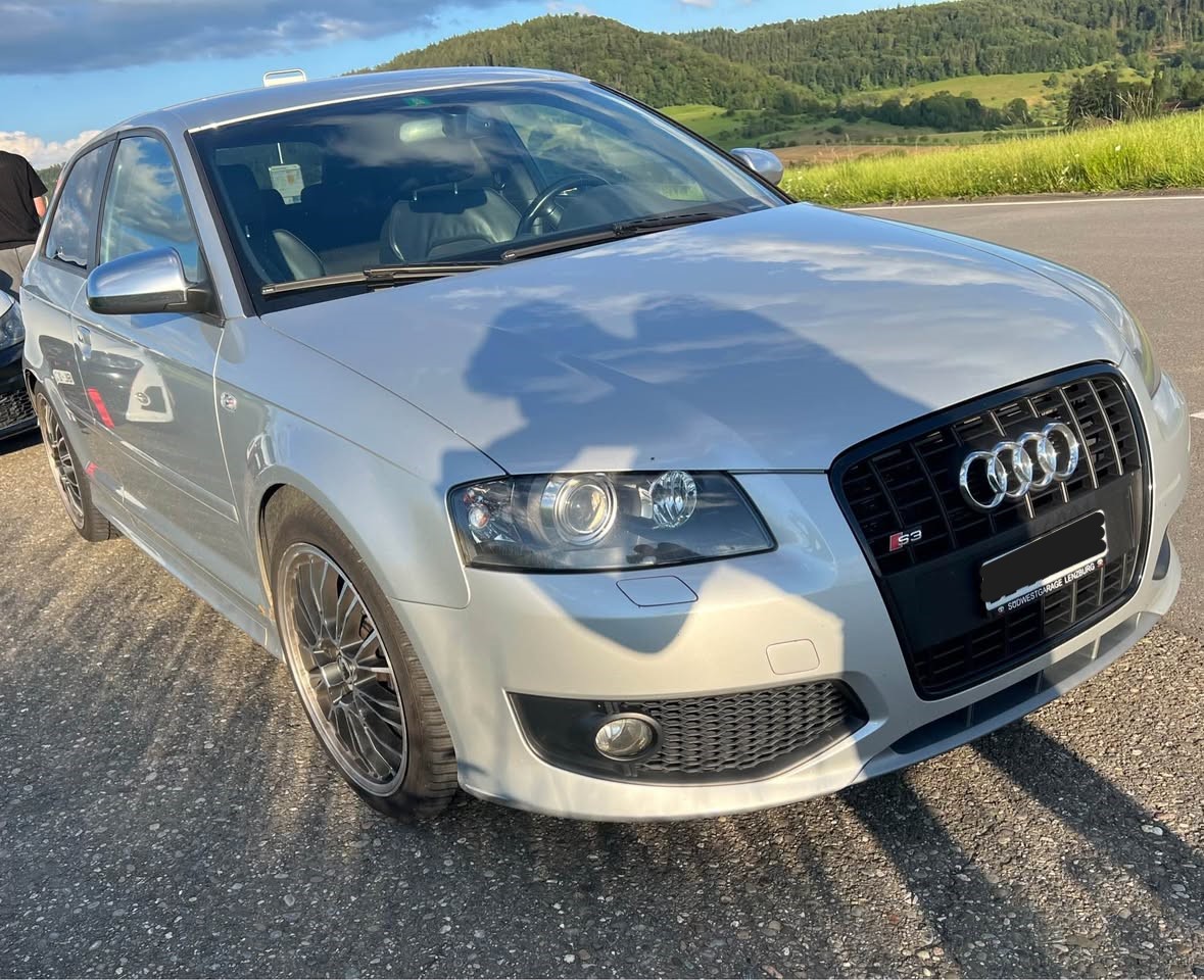 AUDI S3 2.0 Turbo FSI quattro-image-1
