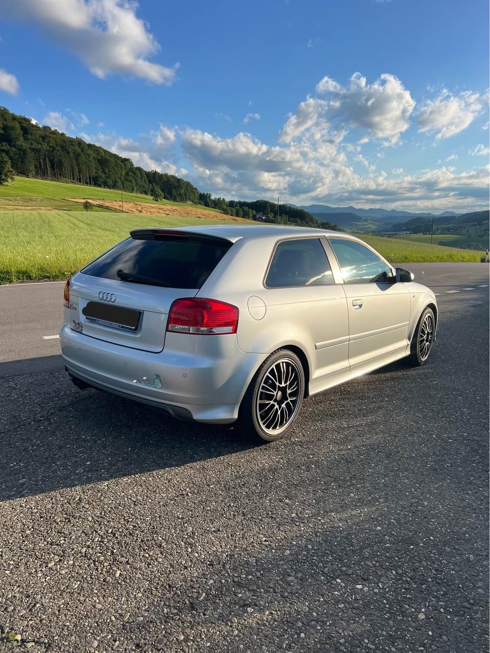 AUDI S3 2.0 Turbo FSI quattro-image-4