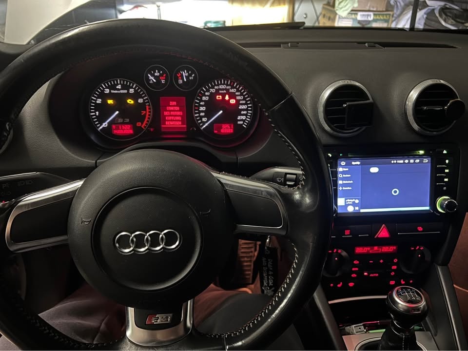 AUDI S3 2.0 Turbo FSI quattro-image-2