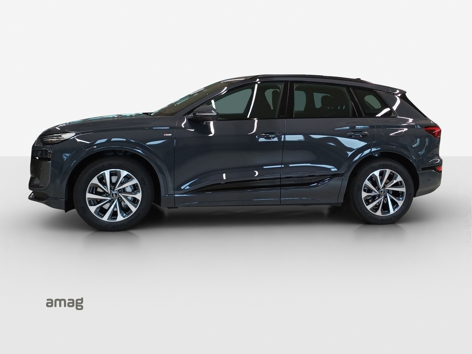 AUDI Q6 e-tron performance-image-1
