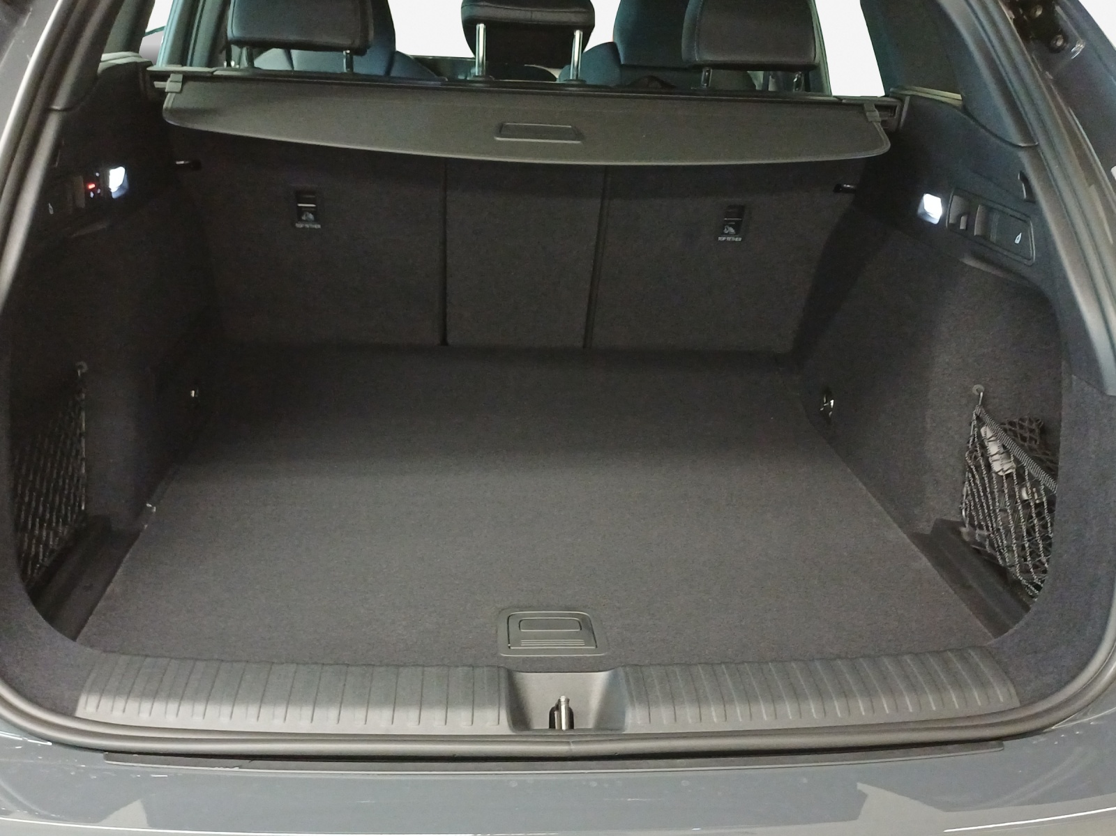 AUDI Q6 e-tron performance-image-12