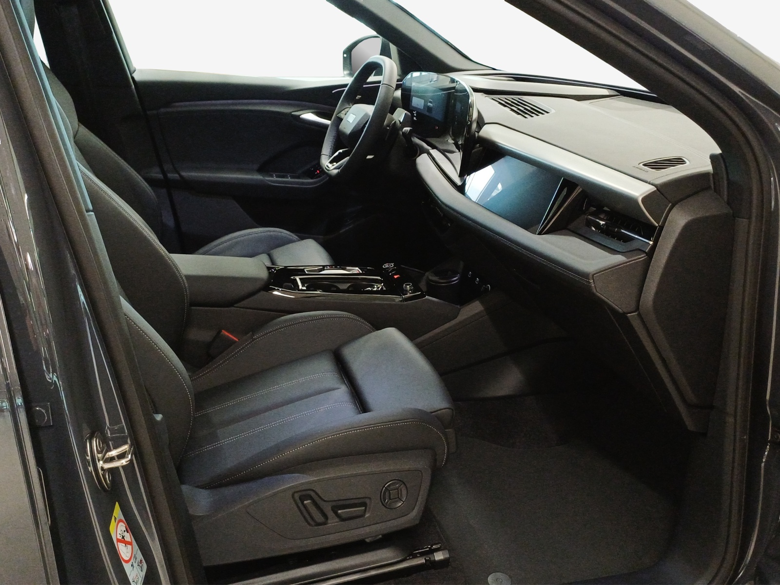 AUDI Q6 e-tron performance-image-15