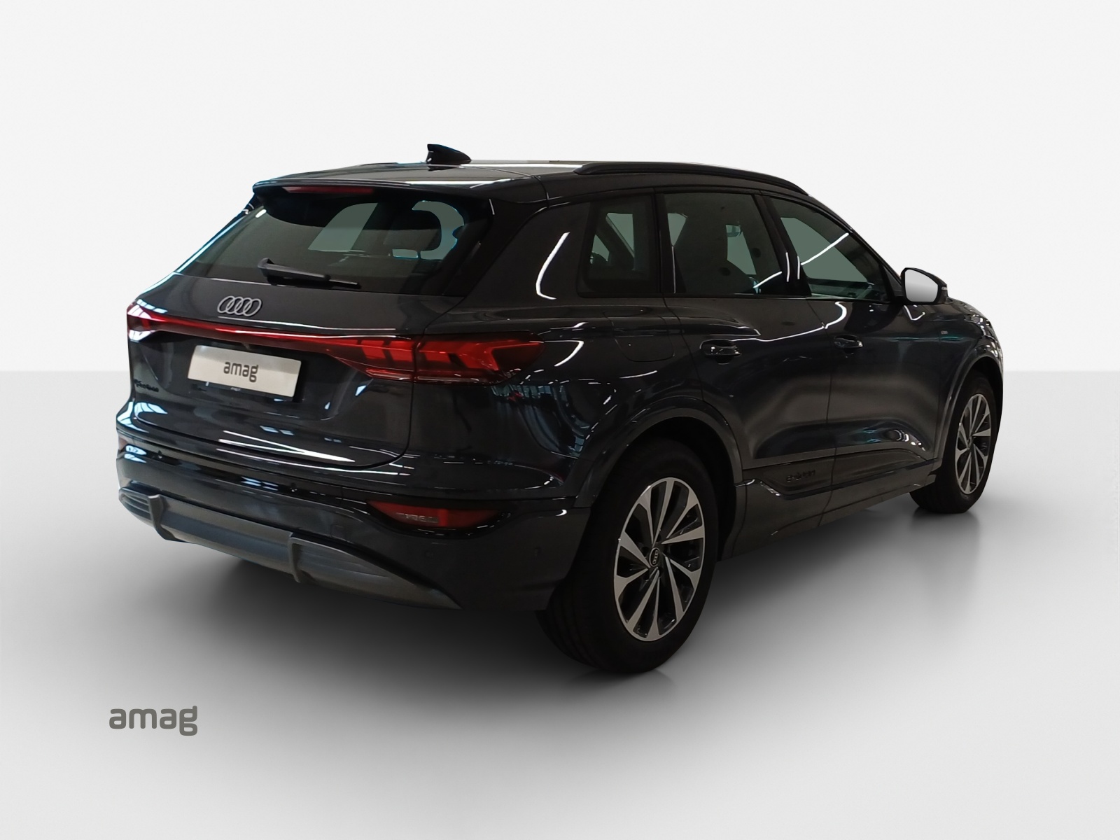 AUDI Q6 e-tron performance-image-4