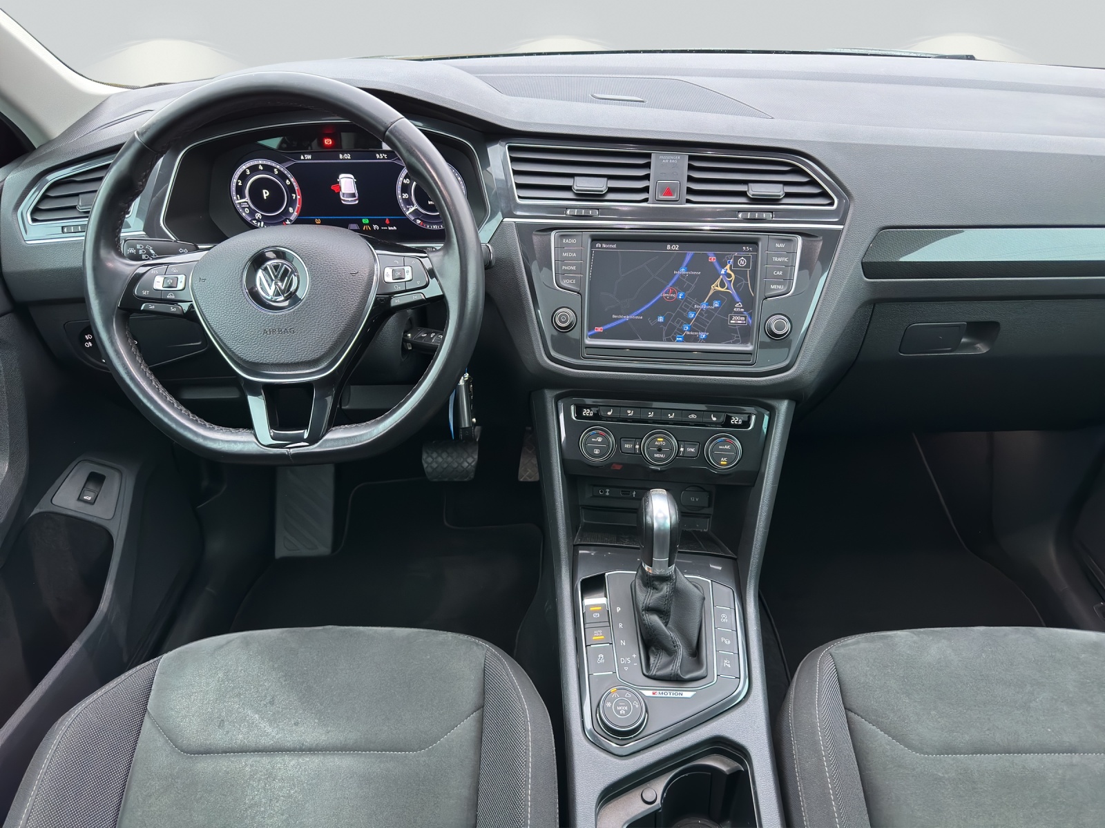 VW Tiguan 2.0TSI Highline 4Motion DSG-image-6