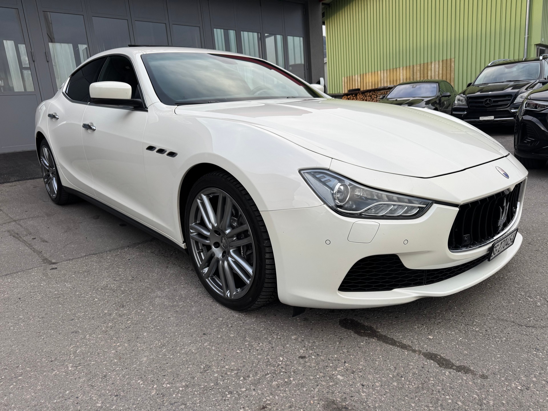 MASERATI Ghibli S Q4 3.0 V6 Swiss Mountain Ed. Automatica-image-2