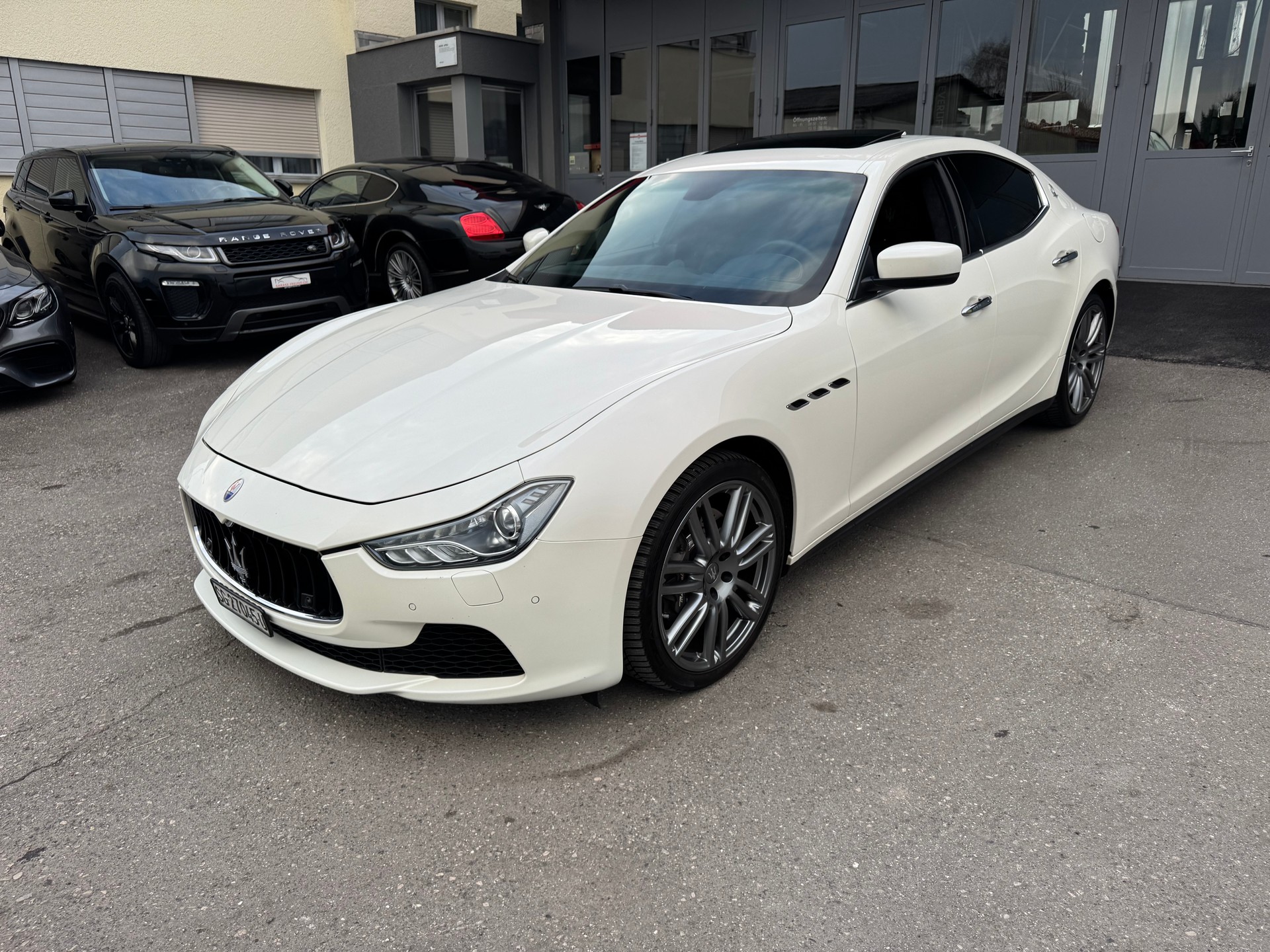 MASERATI Ghibli S Q4 3.0 V6 Swiss Mountain Ed. Automatica-image-7