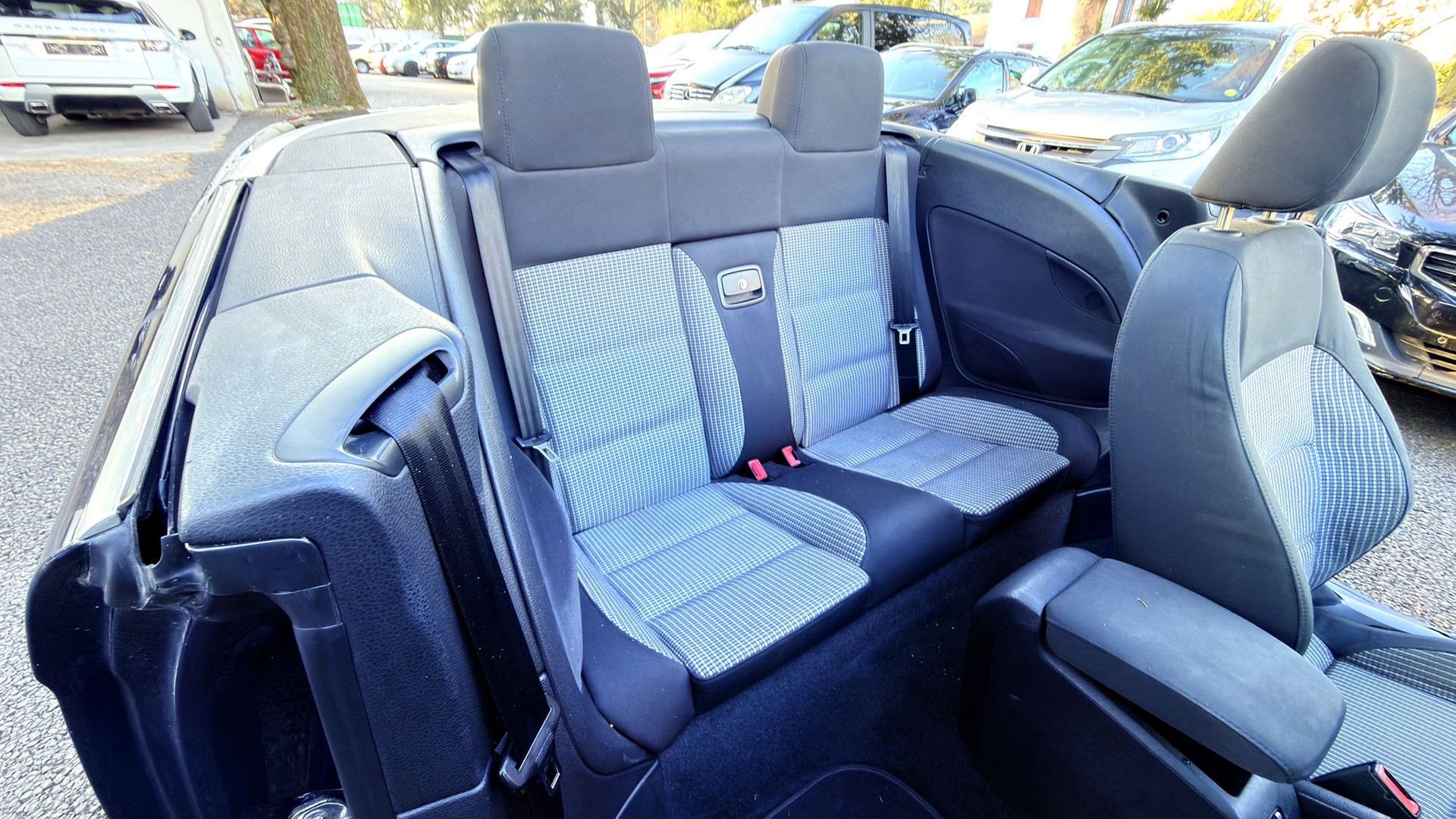 VW Eos 2.0 FSI-image-7