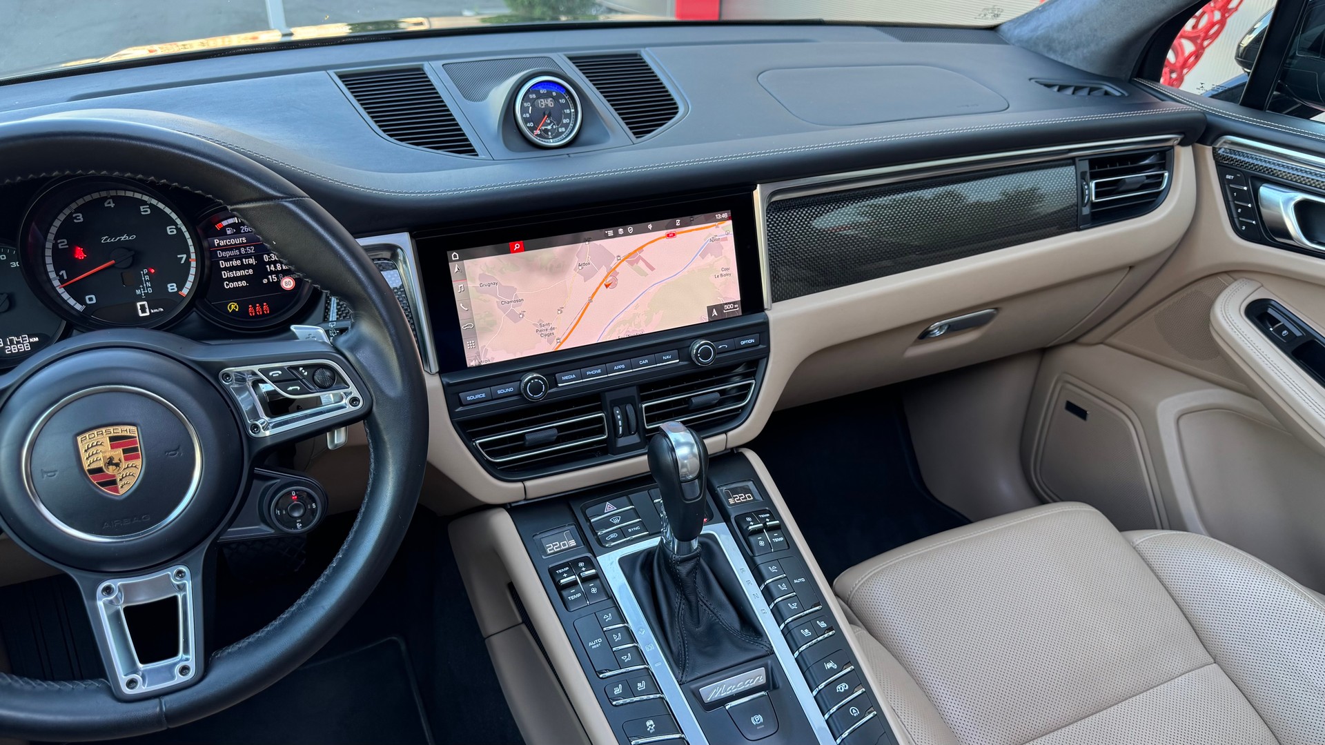 PORSCHE Macan Turbo PDK-image-13