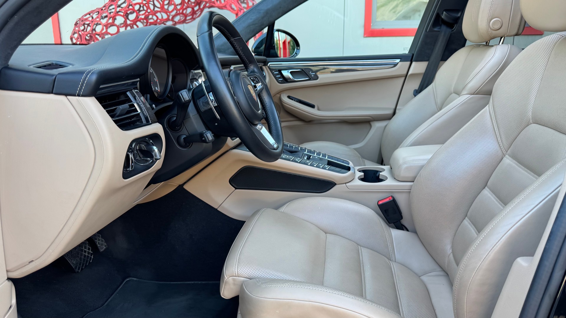 PORSCHE Macan Turbo PDK-image-11