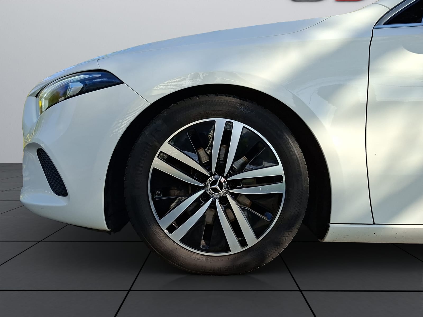 MERCEDES-BENZ A 180-image-4