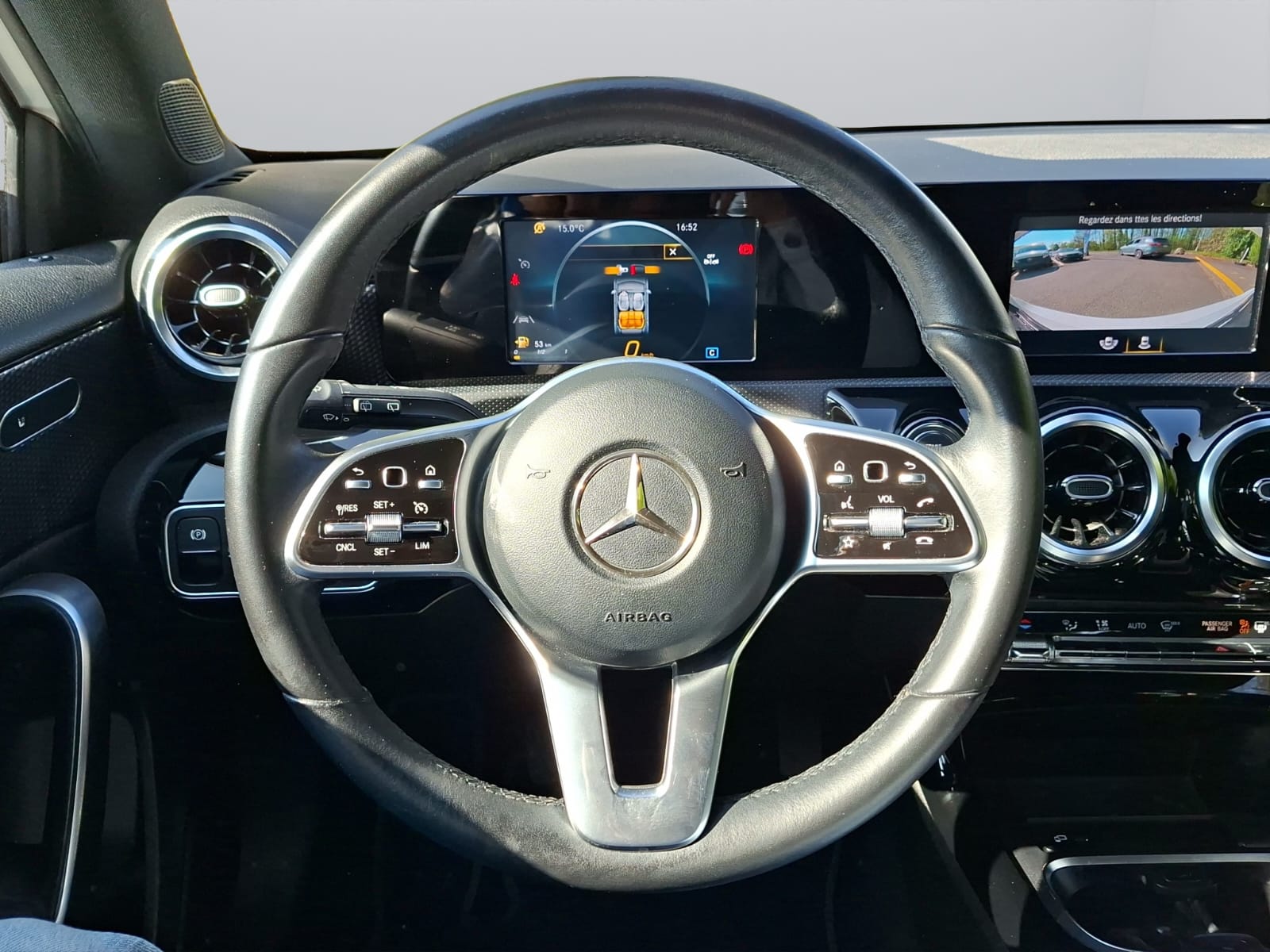 MERCEDES-BENZ A 180-image-14