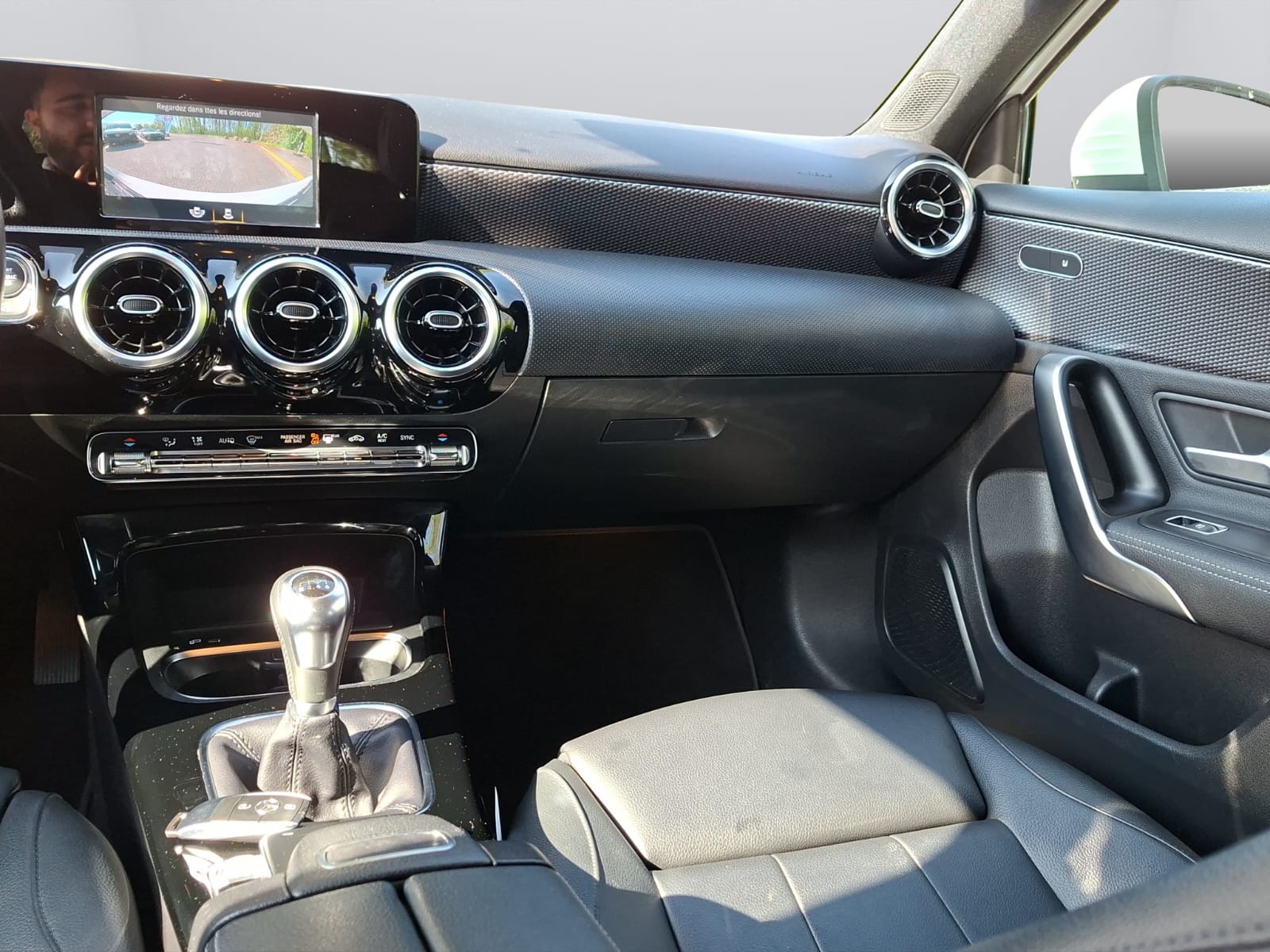 MERCEDES-BENZ A 180-image-15