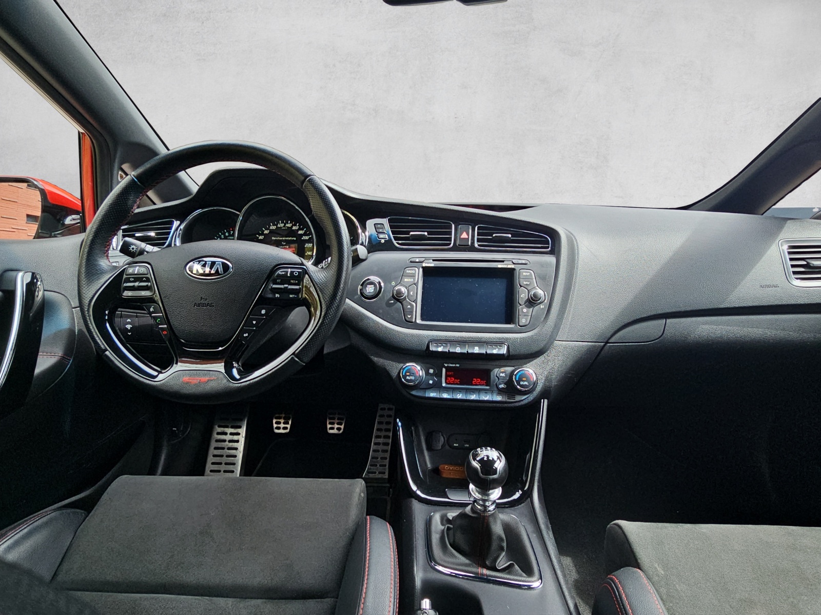 KIA Cee'd 1.6 GDi Turbo GT-image-3