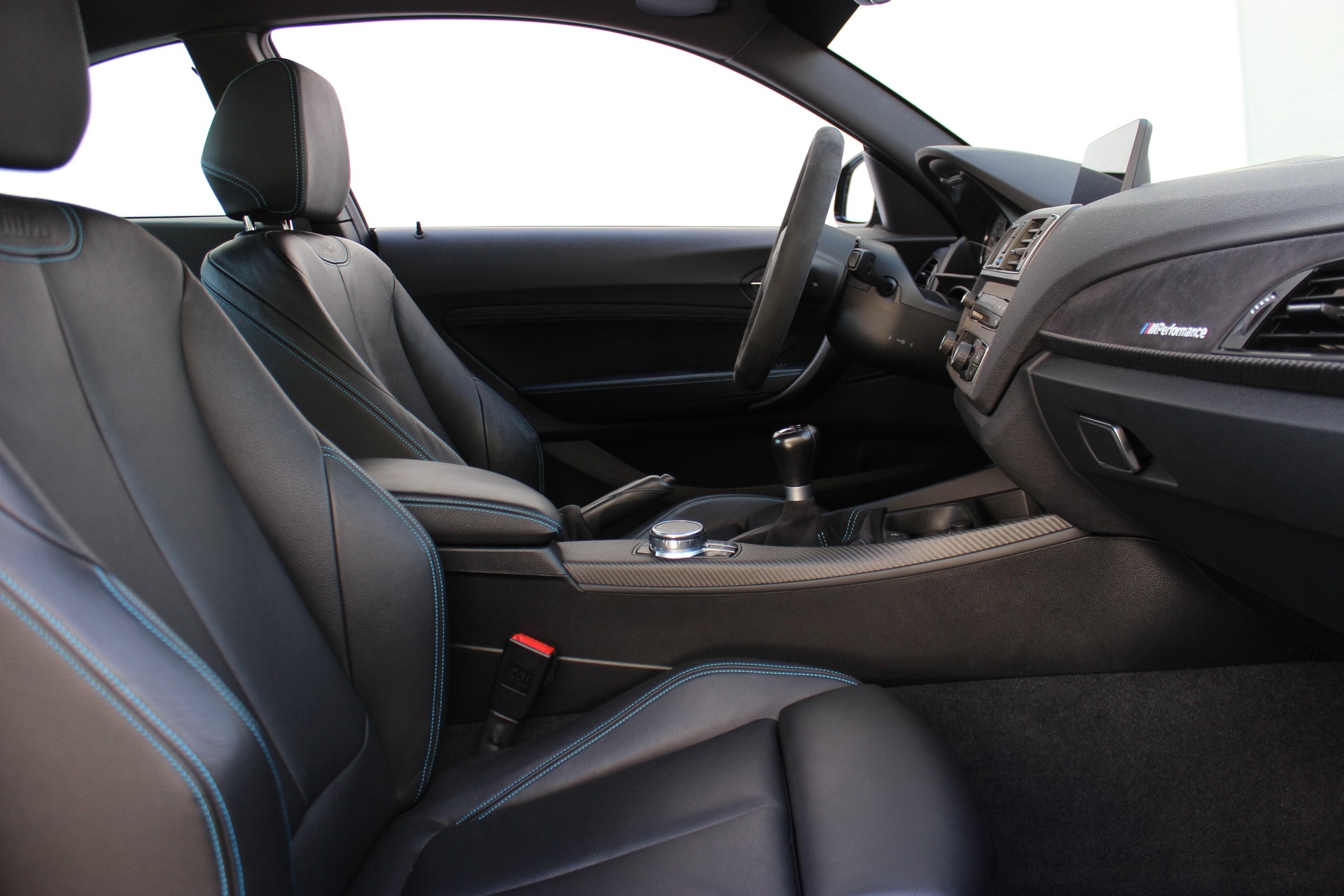 BMW M2 *HANDSCHALTUNG*-image-3