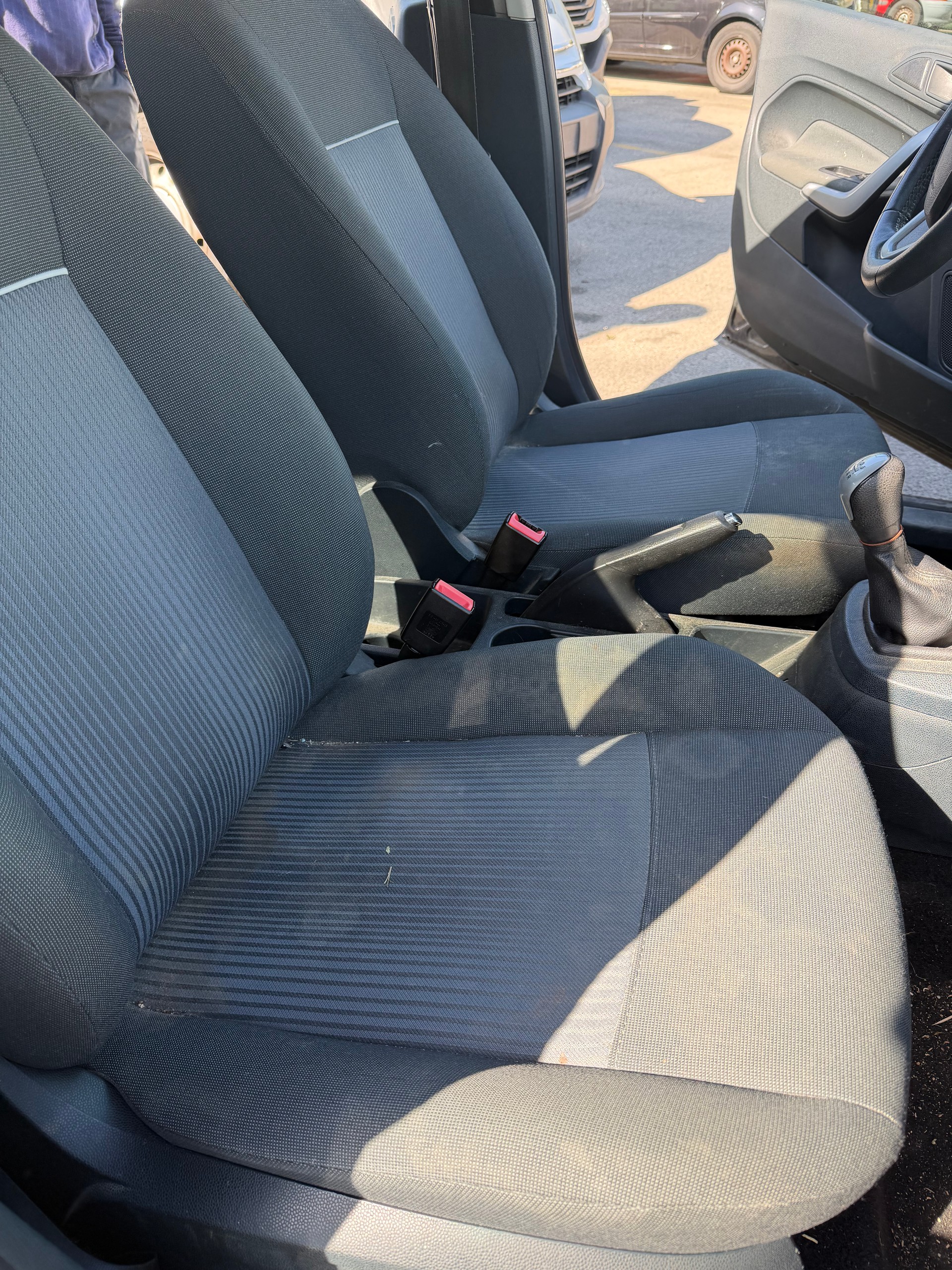 FORD Fiesta 1.25 16V Ambiente-image-6