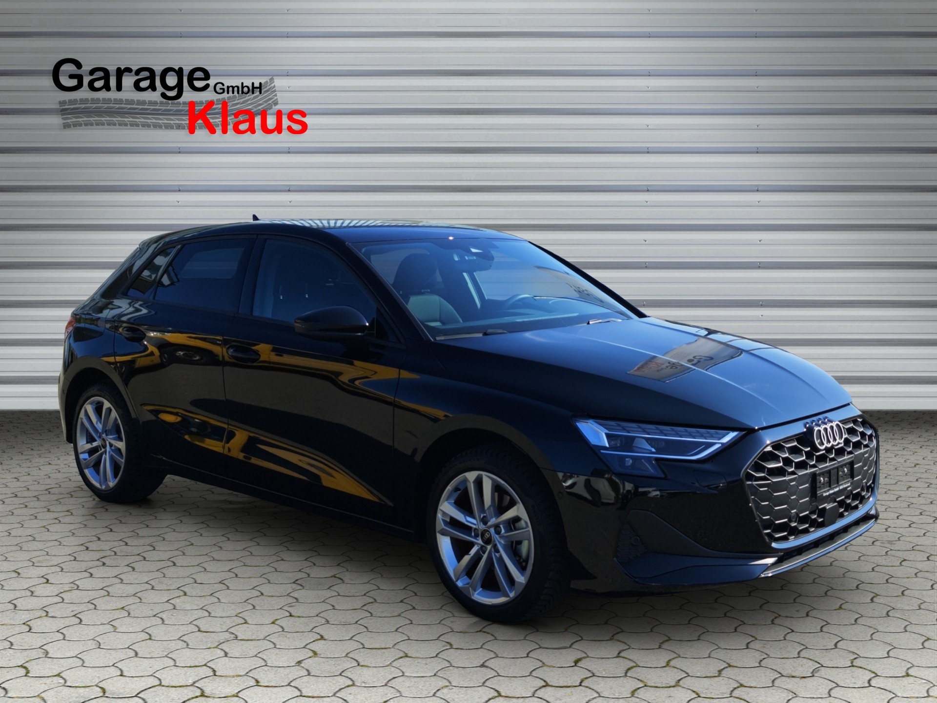 AUDI A3 Sportback 35 TFSI Attraction S-tronic-image-7
