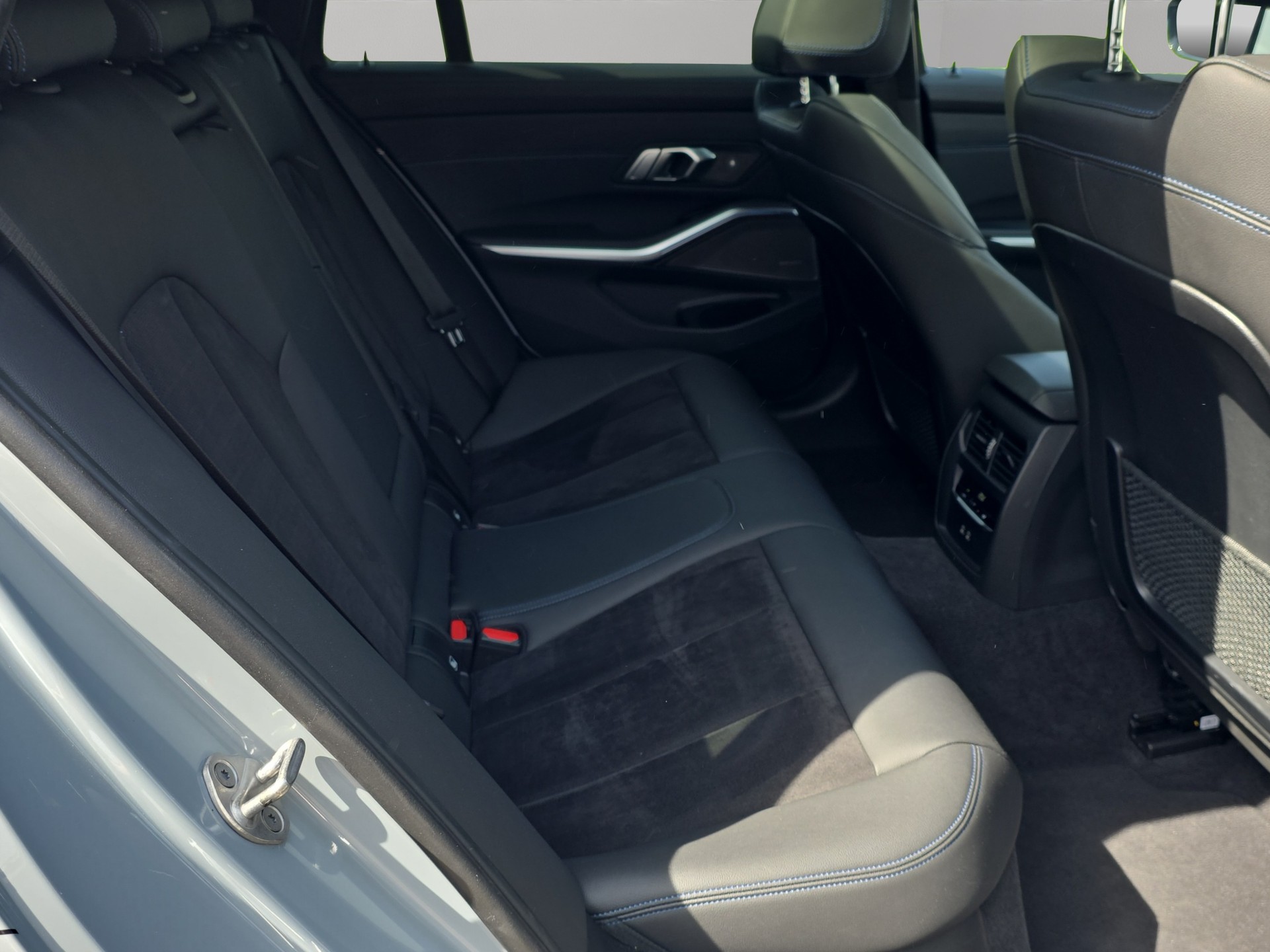 BMW-ALPINA D3 S BiTurbo Touring 3.0d xDrive Switch-Tronic-image-17