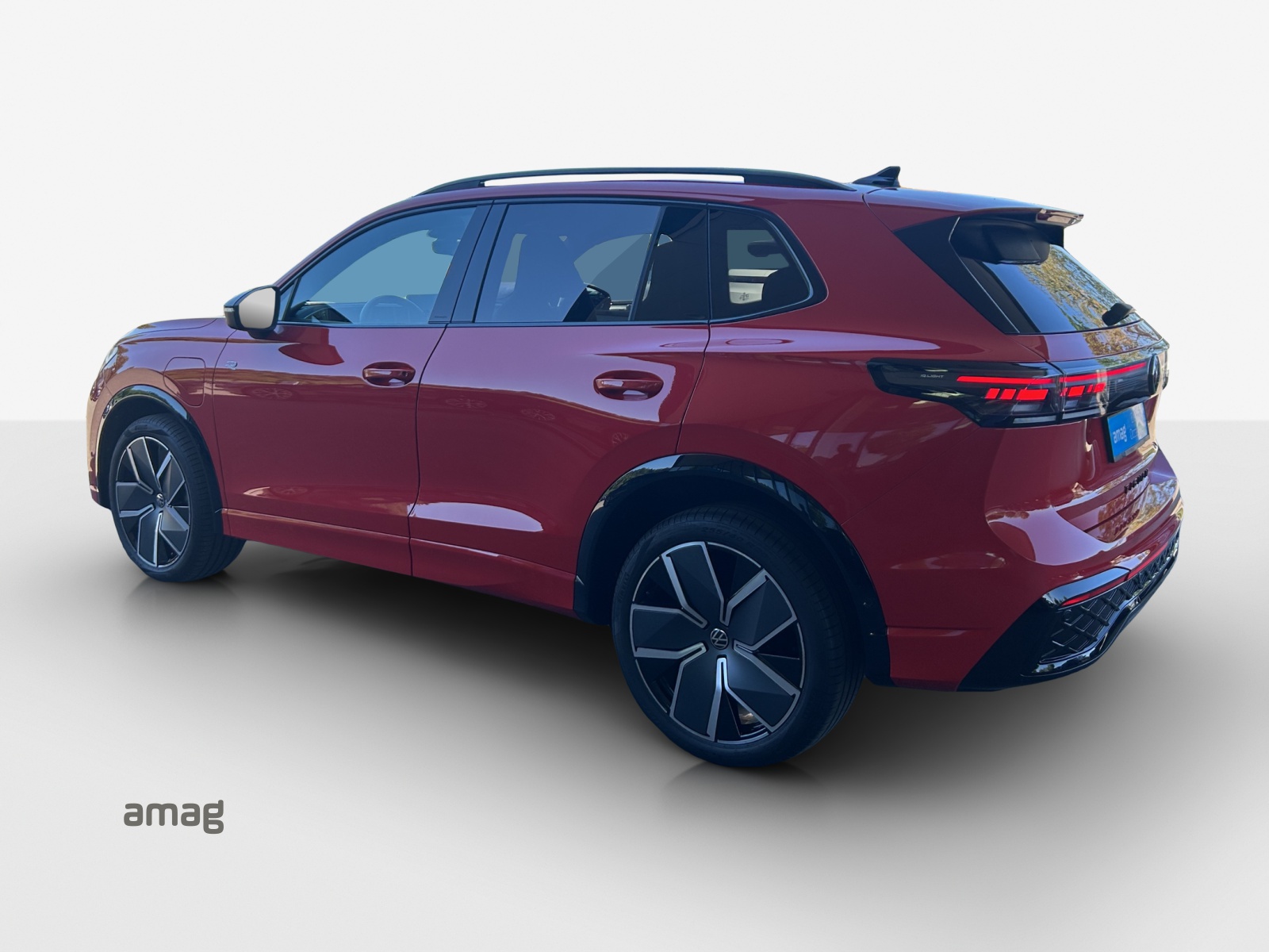 VW Tiguan 1.5 TSI evo2 eHybrid R-Line DSG-image-2