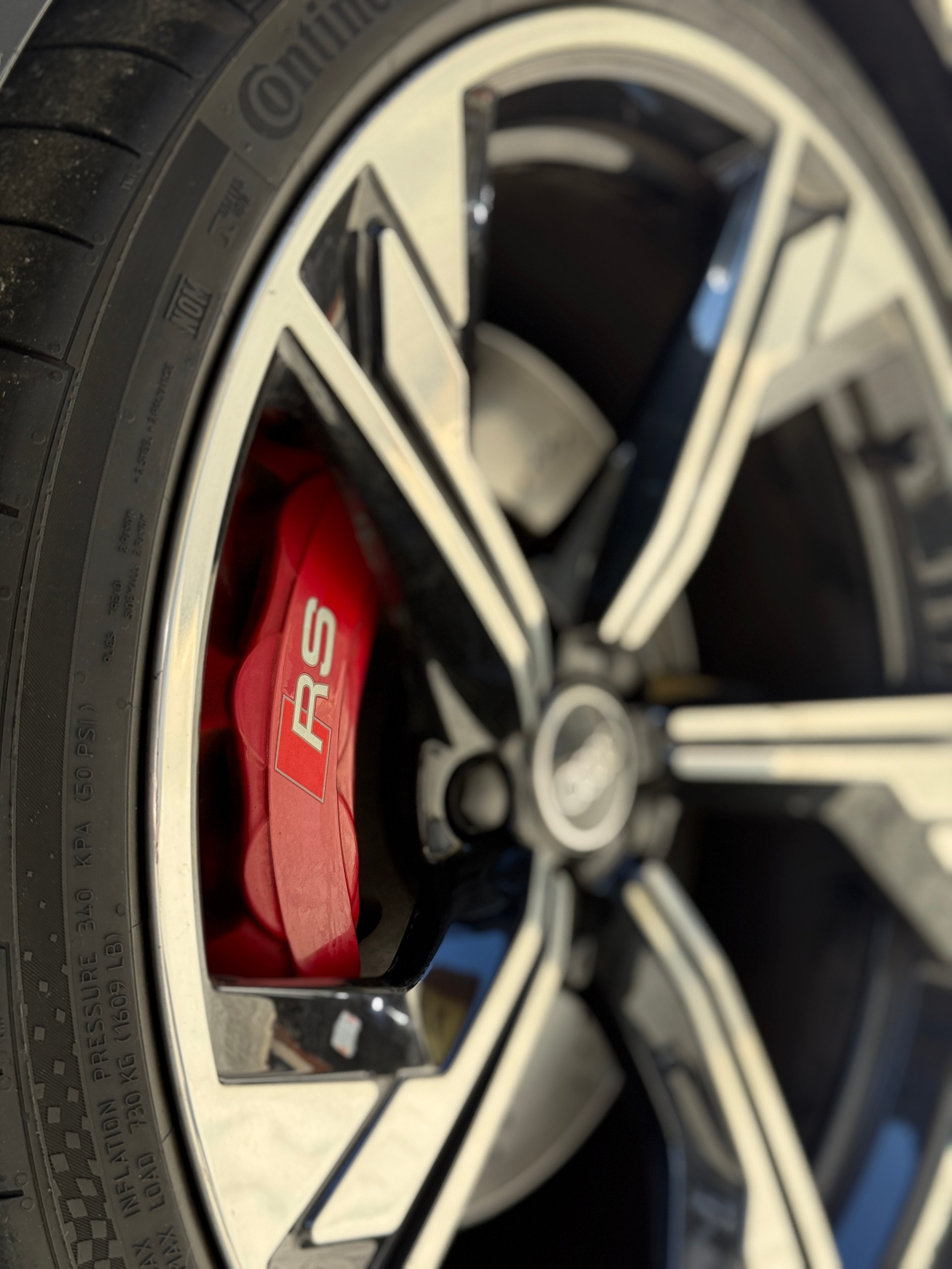 AUDI RS4 Avant quattro tiptronic-image-3