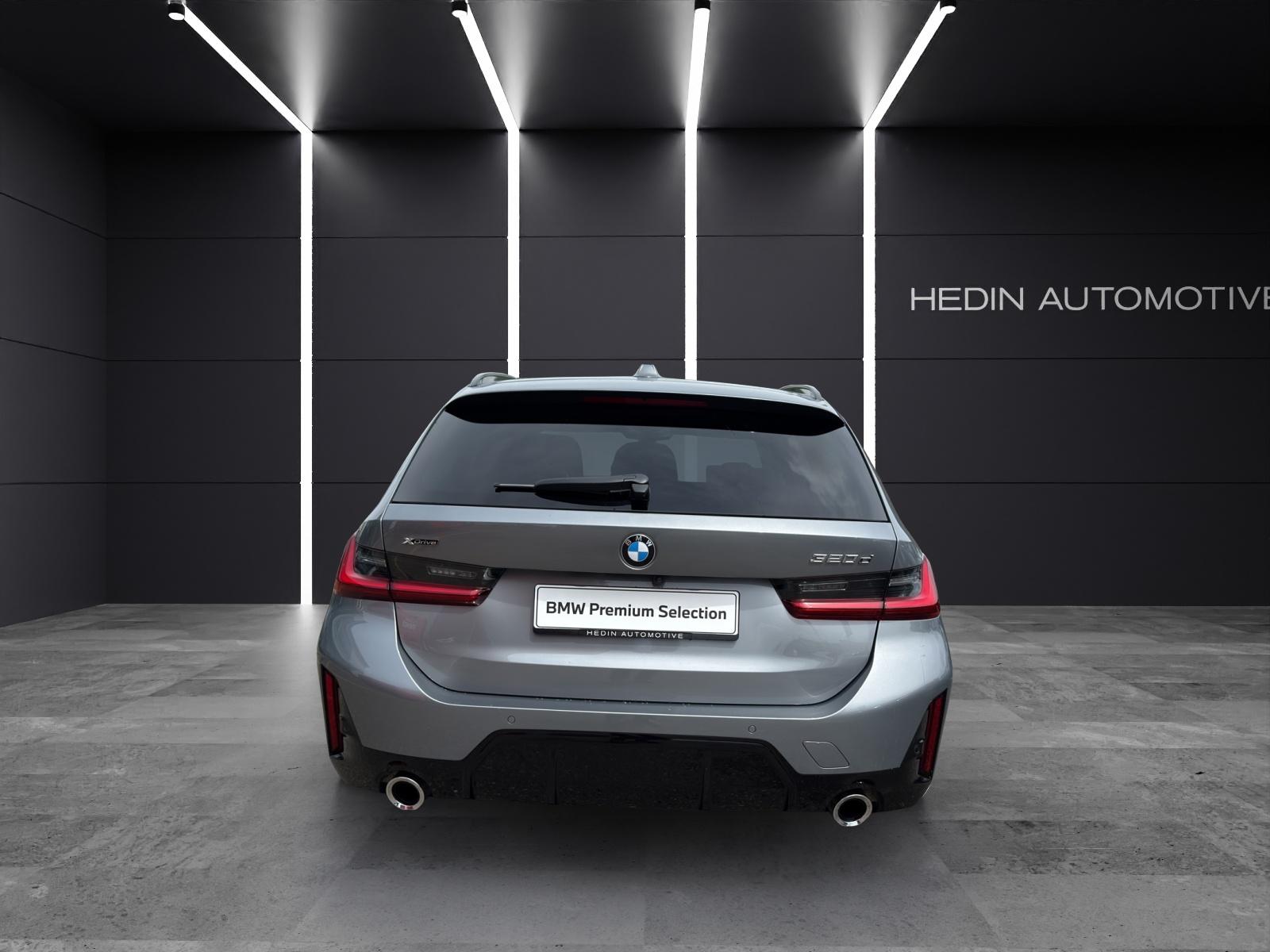 BMW 320d xDrive Touring-image-4