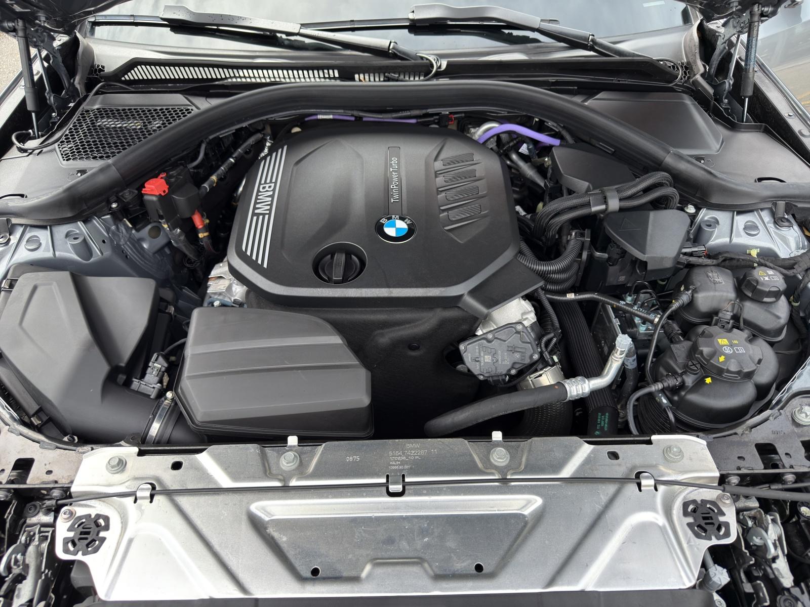 BMW 320d xDrive Touring-image-19