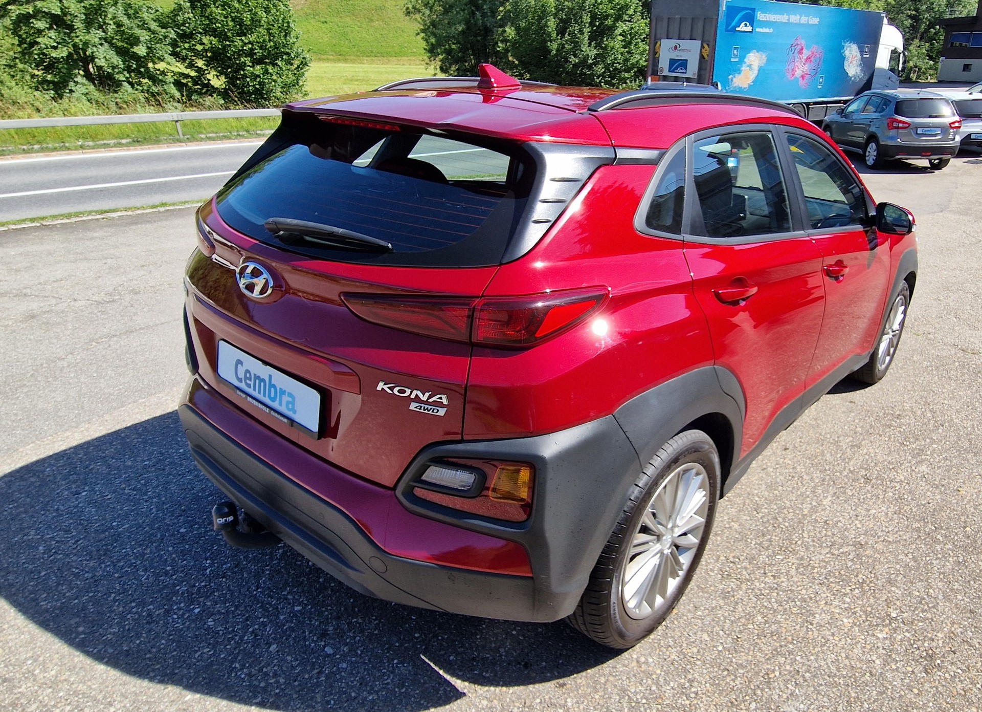 HYUNDAI Kona 1.6 T-GDi Launch 4WD DCT-image-3
