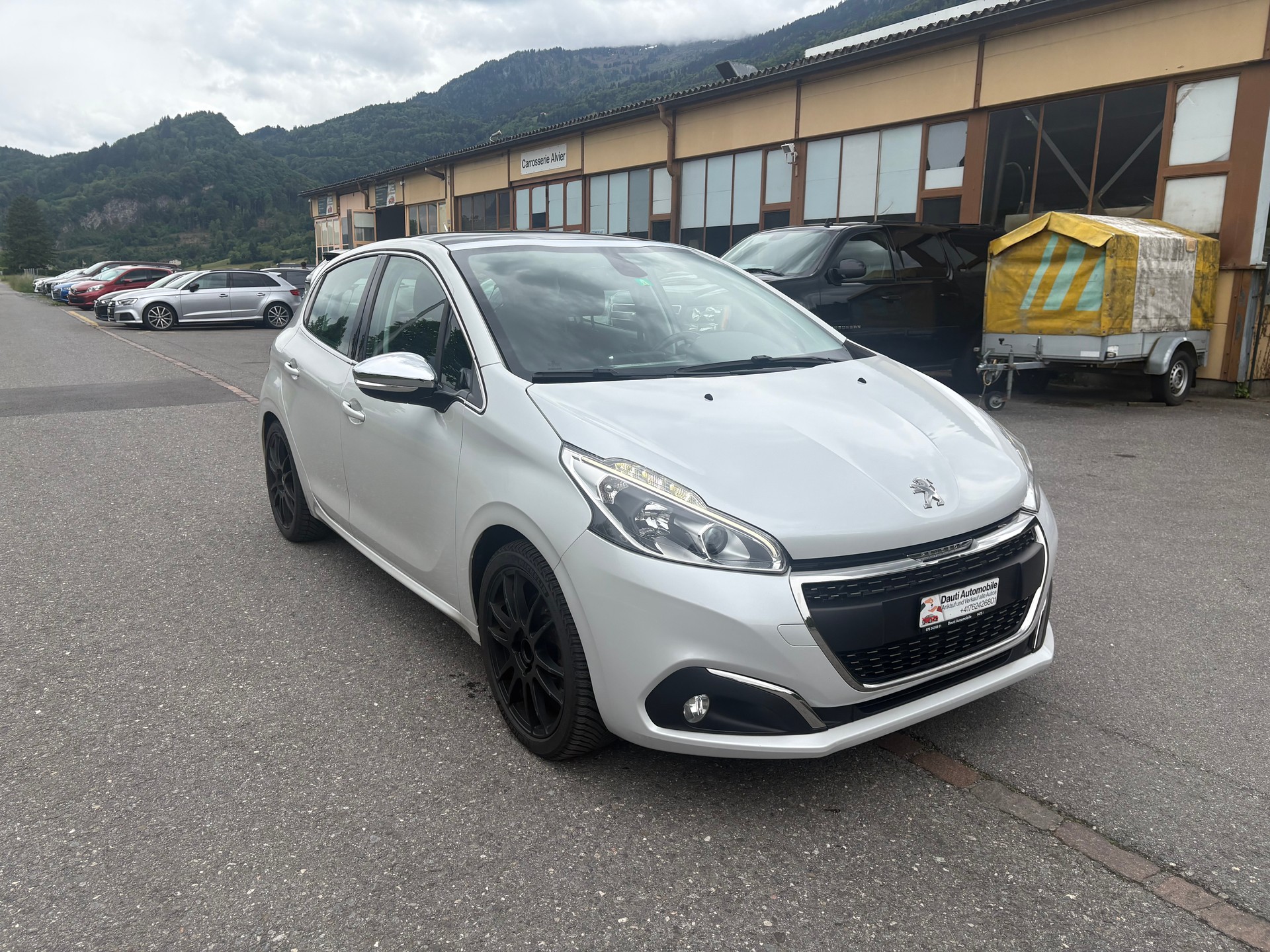 PEUGEOT 208 1.6 THP Allure-image-1