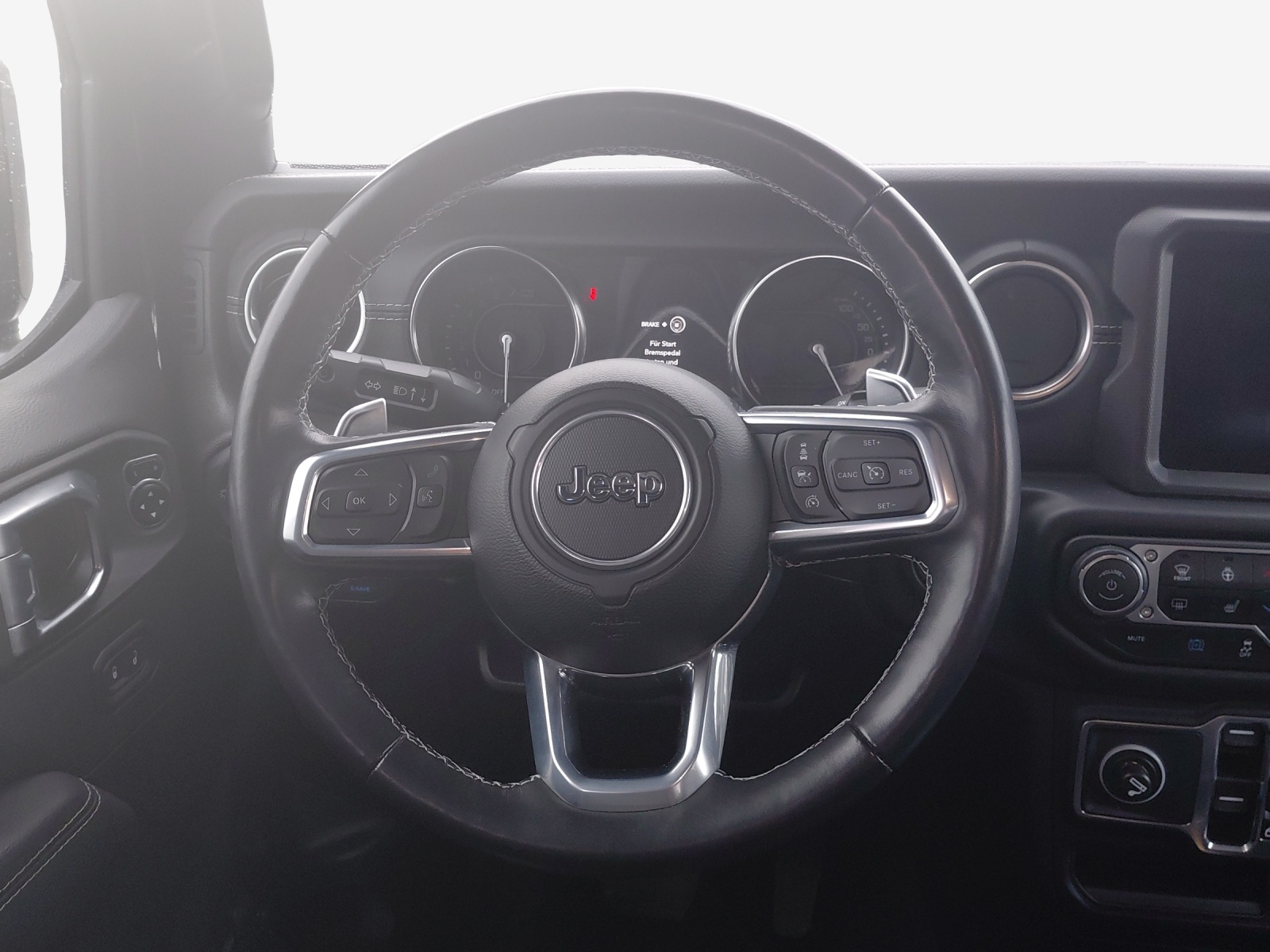 JEEP Wrangler 2.0 PHEV Unlimited 80th Anniversary Automatic-image-9