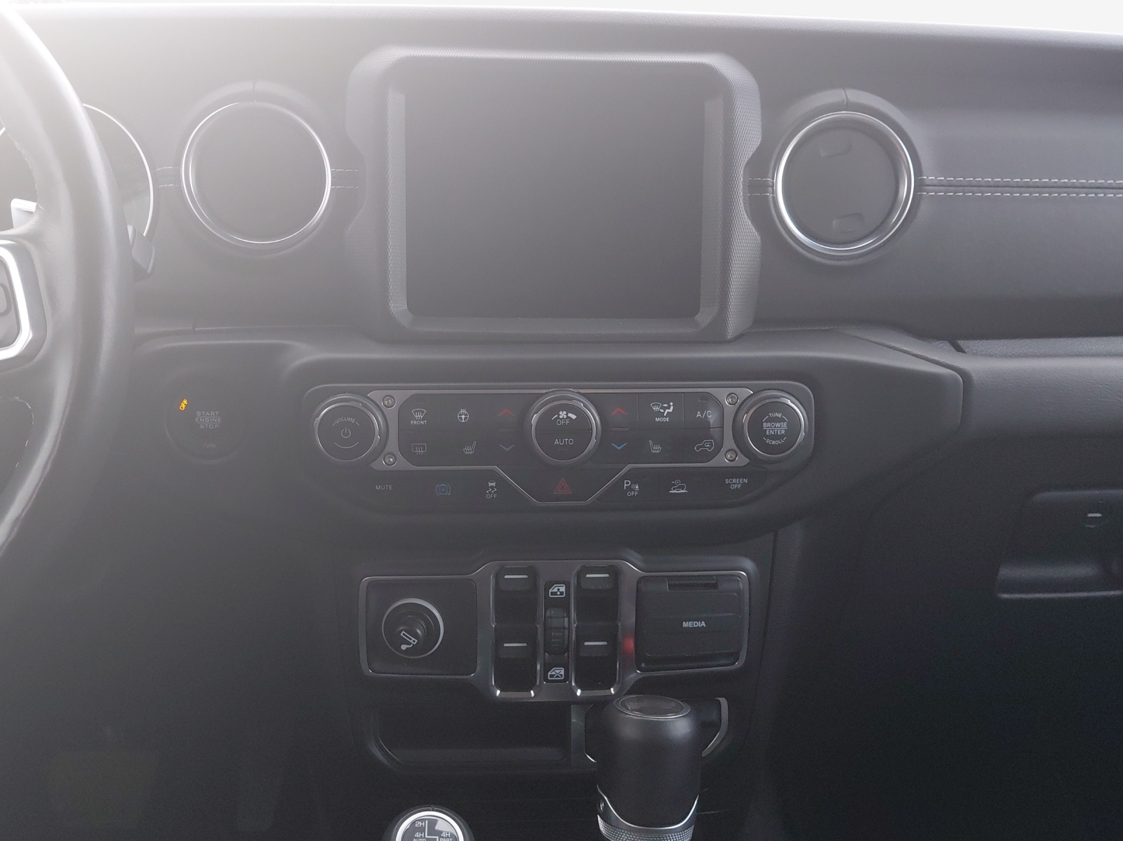 JEEP Wrangler 2.0 PHEV Unlimited 80th Anniversary Automatic-image-10