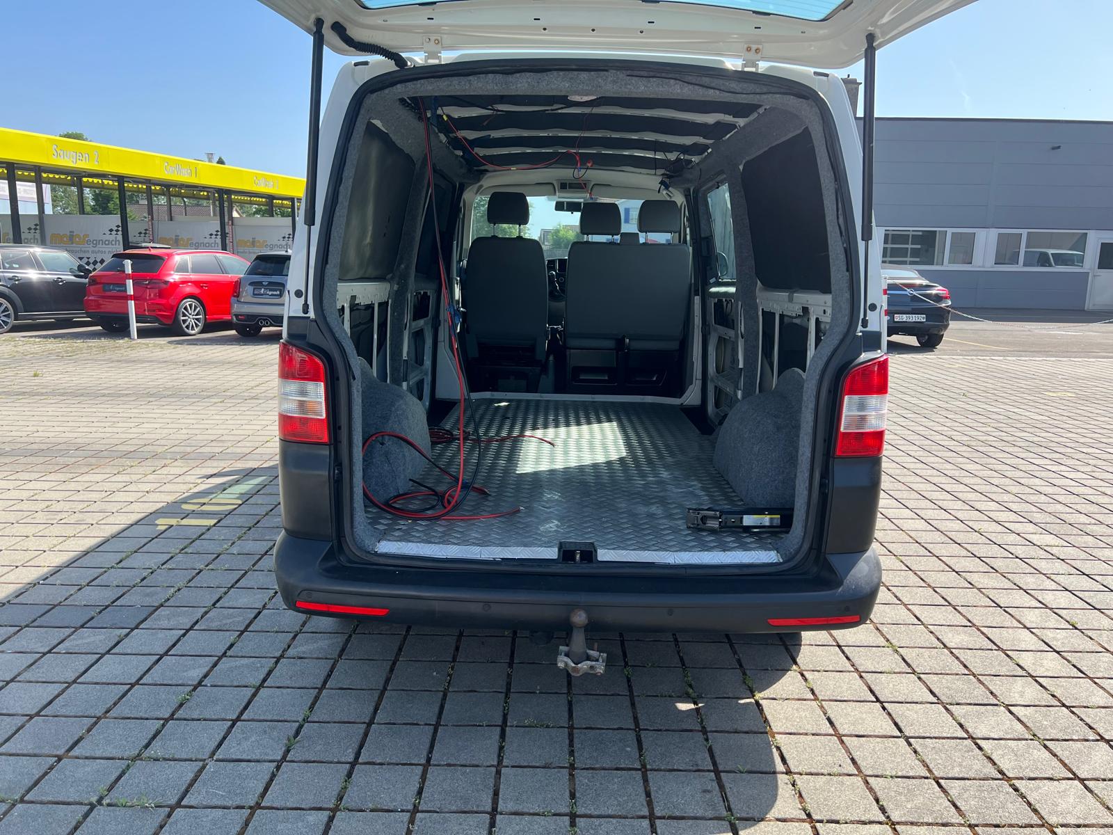 VW T5 2.0 TDI 4Motion-image-12