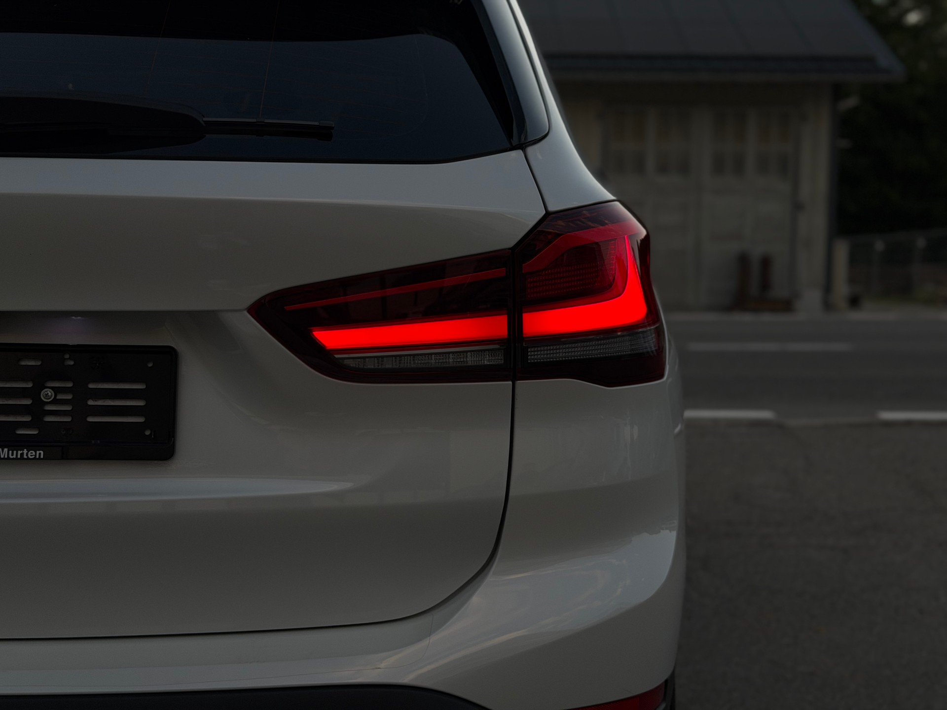 BMW X1 xDrive 18d Essential Edition Steptronic-image-8