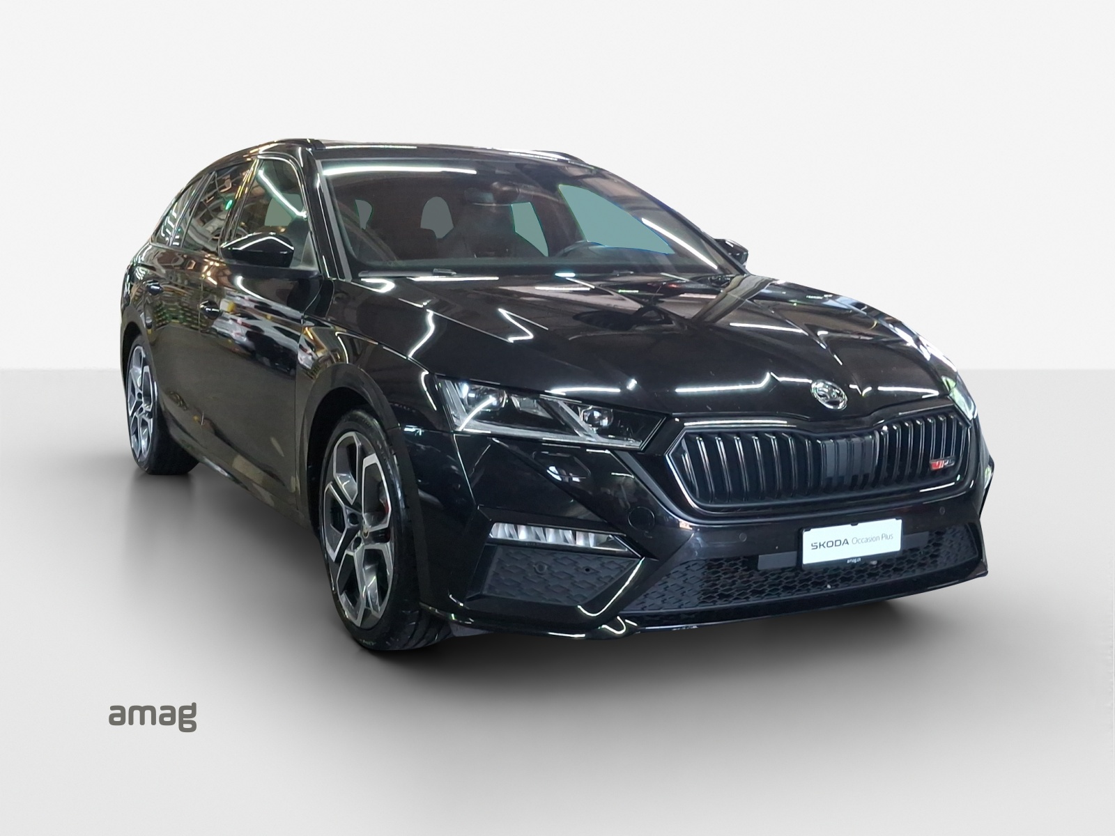 SKODA Octavia Combi 2.0 TSI DSG RS-image-5