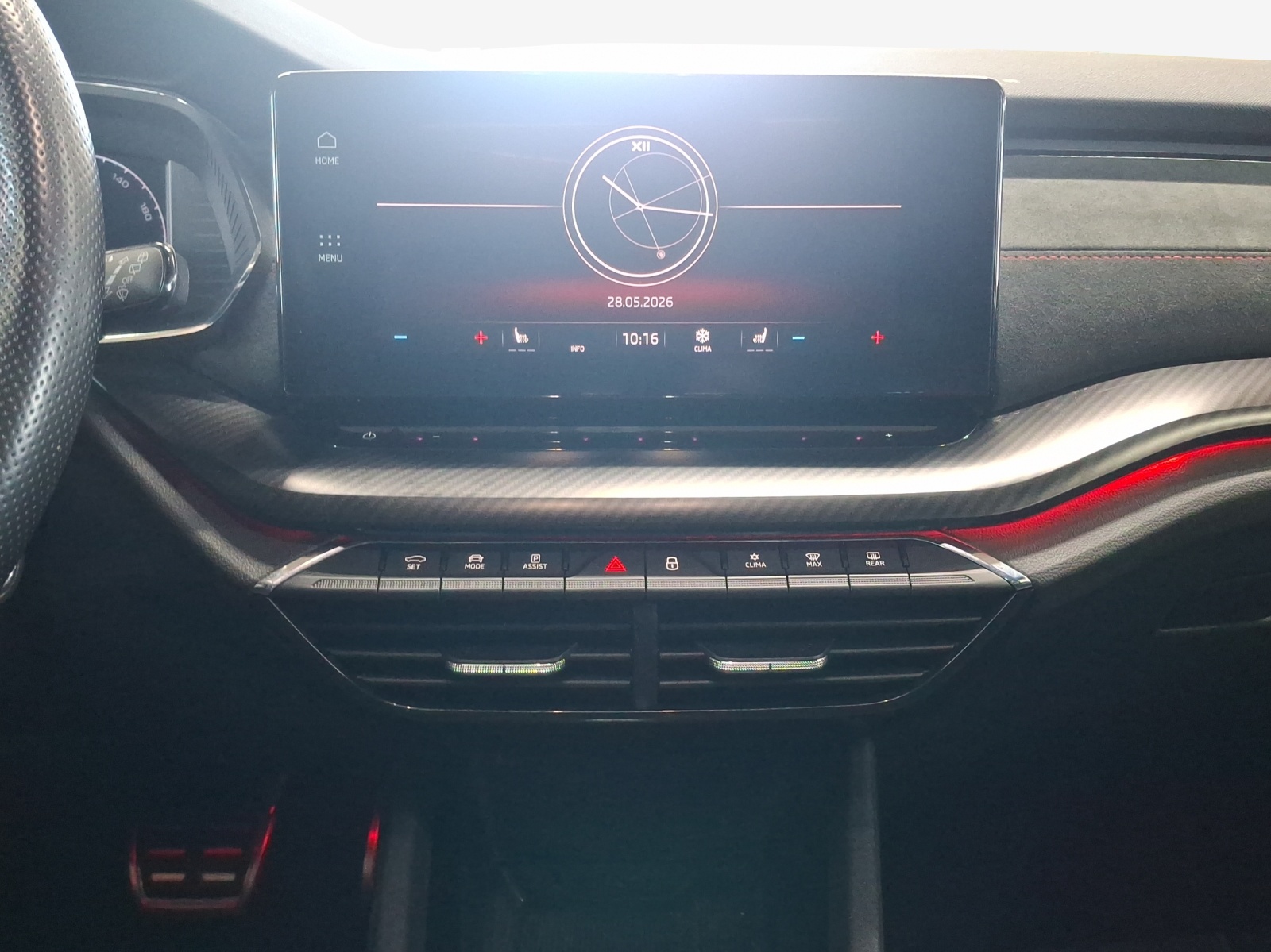 SKODA Octavia Combi 2.0 TSI DSG RS-image-10