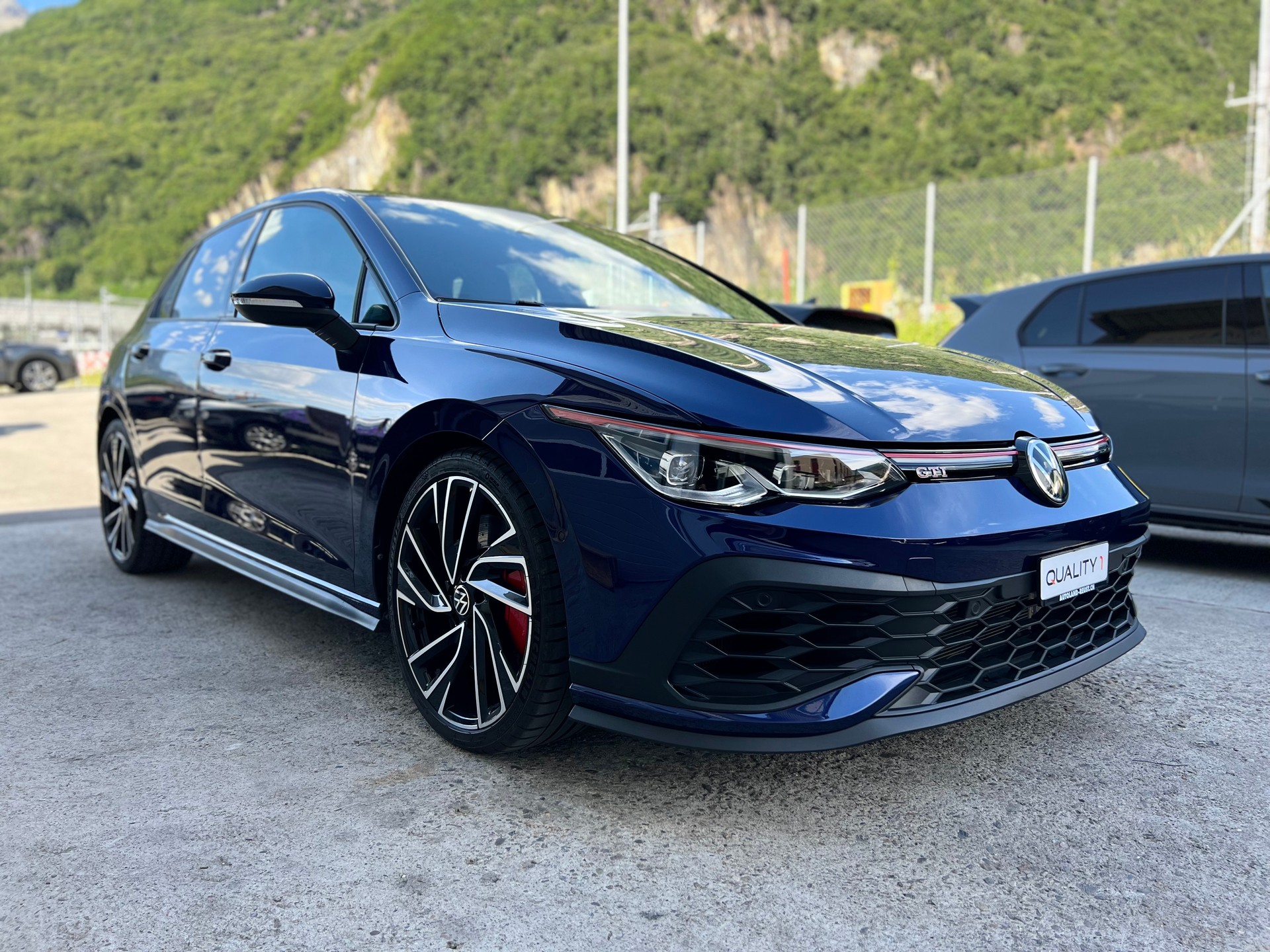 VW Golf 2.0 TSI GTI Clubsport DSG * Panorama * Head-up Display * IQ Light * Camera * Harman Kardon Audio *