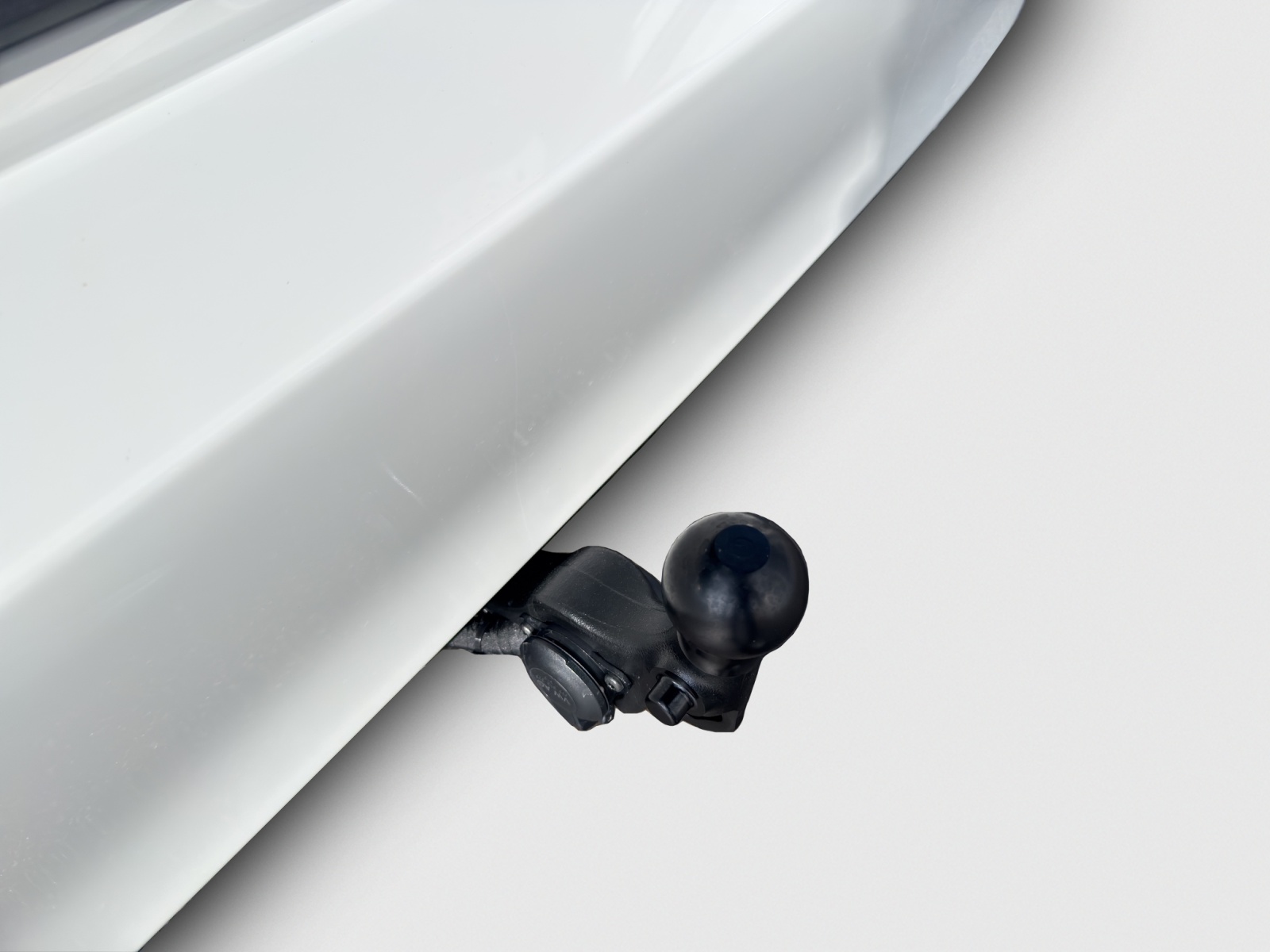 VW ID. Buzz Cargo Pro 4Motion-image-15