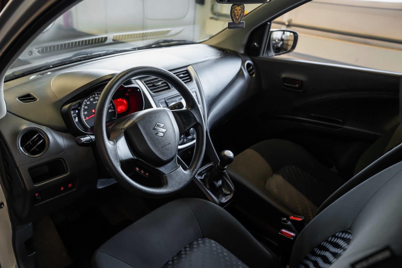 SUZUKI Celerio 1.0 Compact Top Swiss Edition-image-11