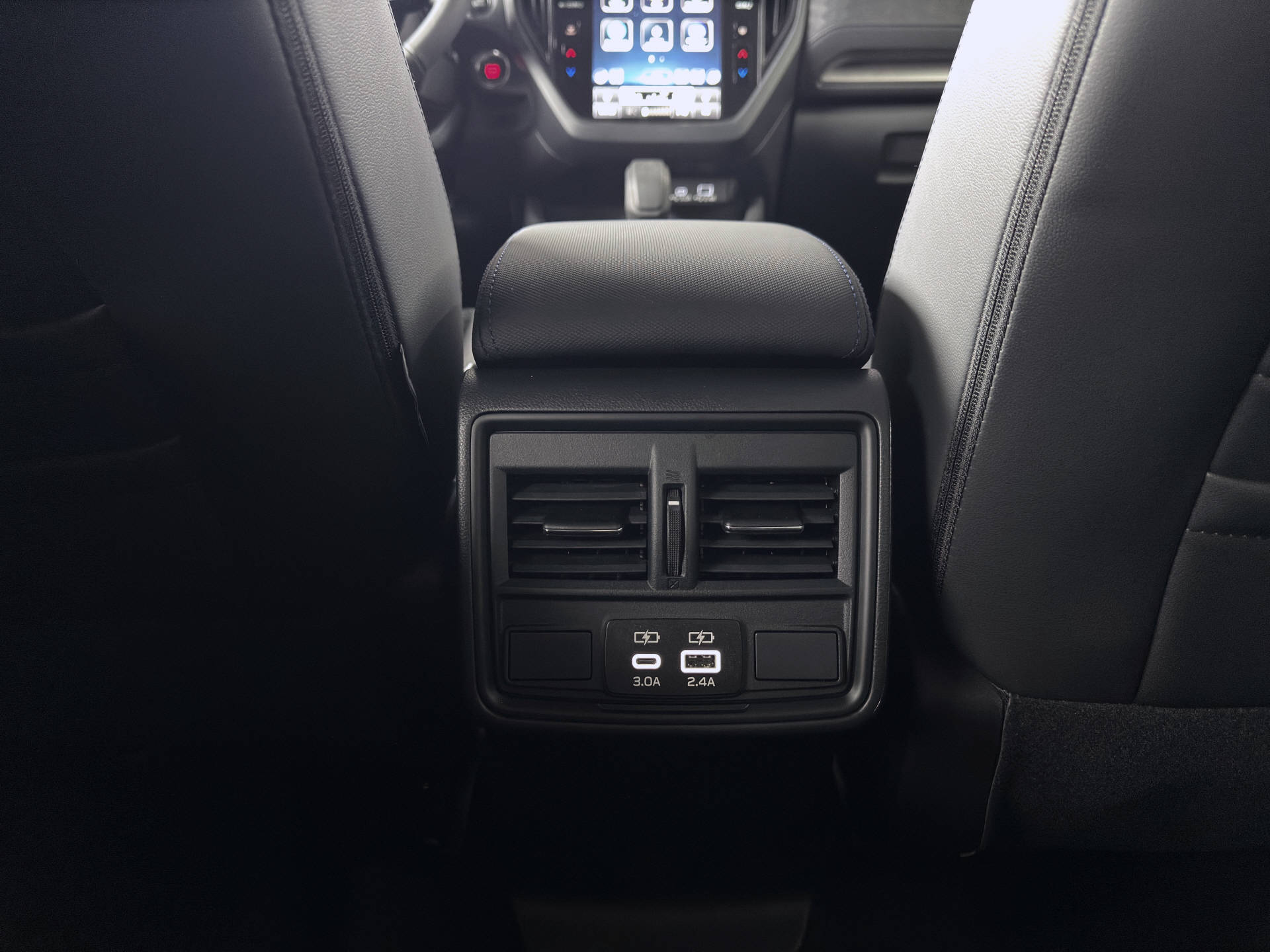 SUBARU Forester Station 2.0i e-Boxer Swiss Plus-image-11