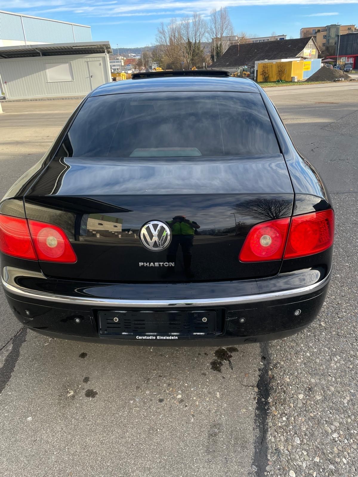 VW Phaeton L 3.2 V6 4Motion-image-4