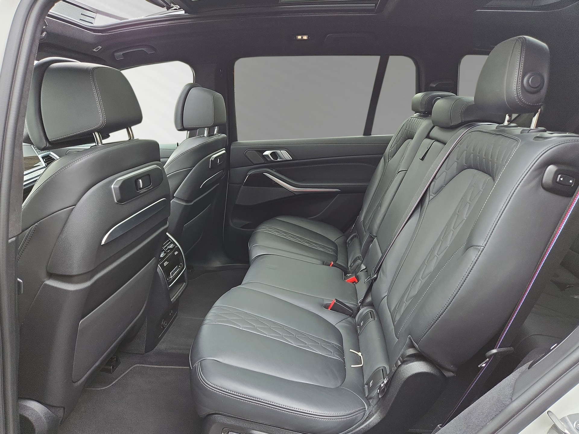 BMW X7 xDrive 48V 40d M Sport Pro Steptronic-image-6