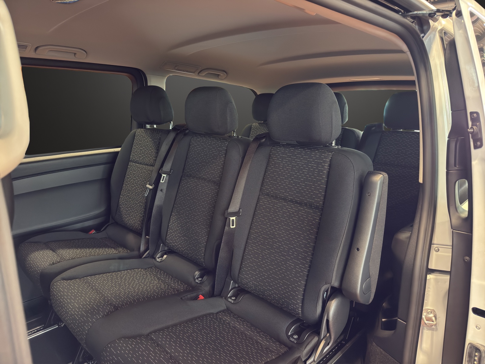 MERCEDES-BENZ Vito 114 CDI Lang Tourer 9G-Tronic Pro-image-7