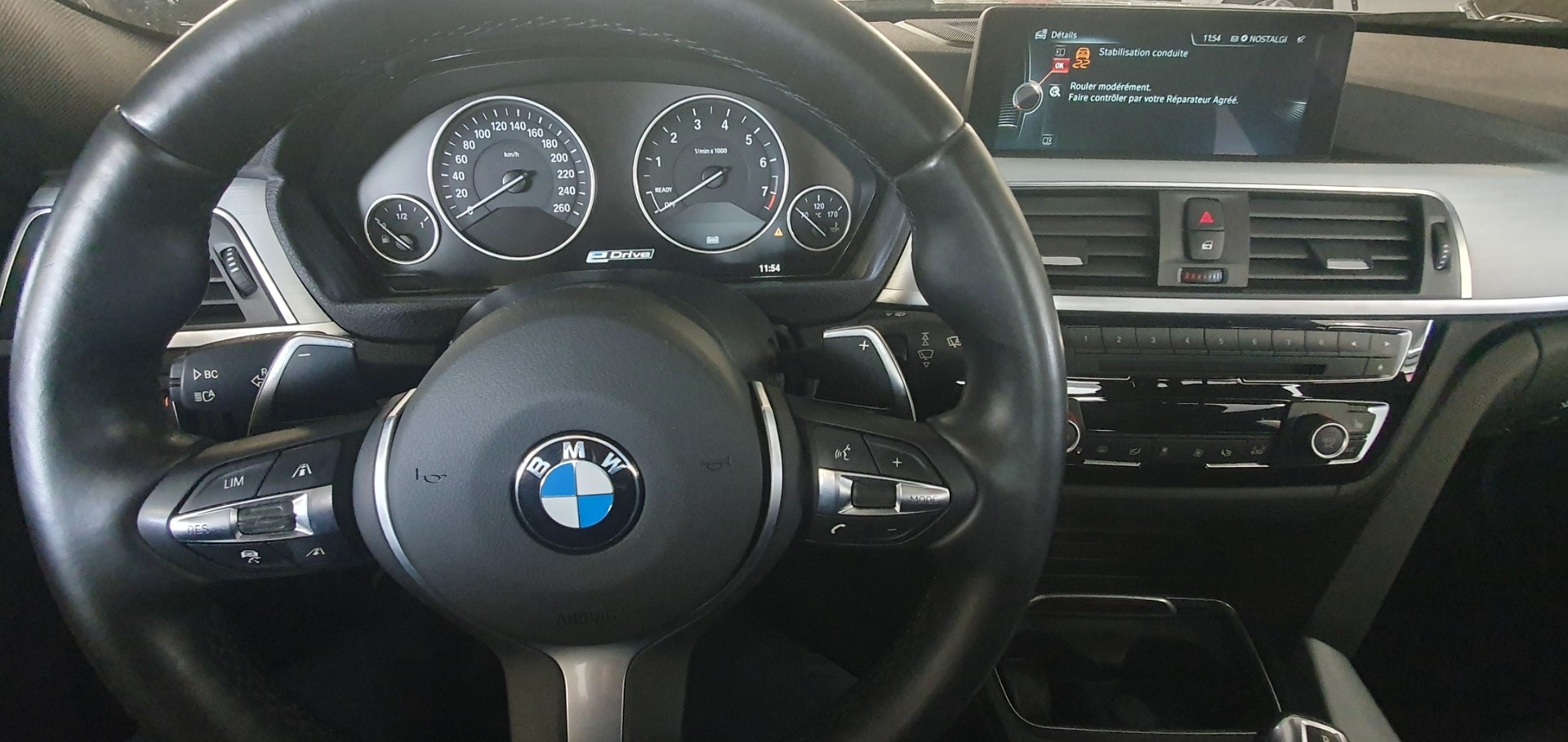 BMW 330e iPerformance M Sport Steptronic-image-8