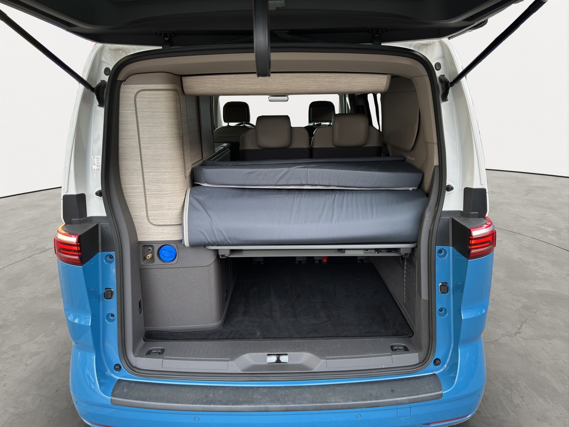VW California 2.0 TDI Ocean-image-4
