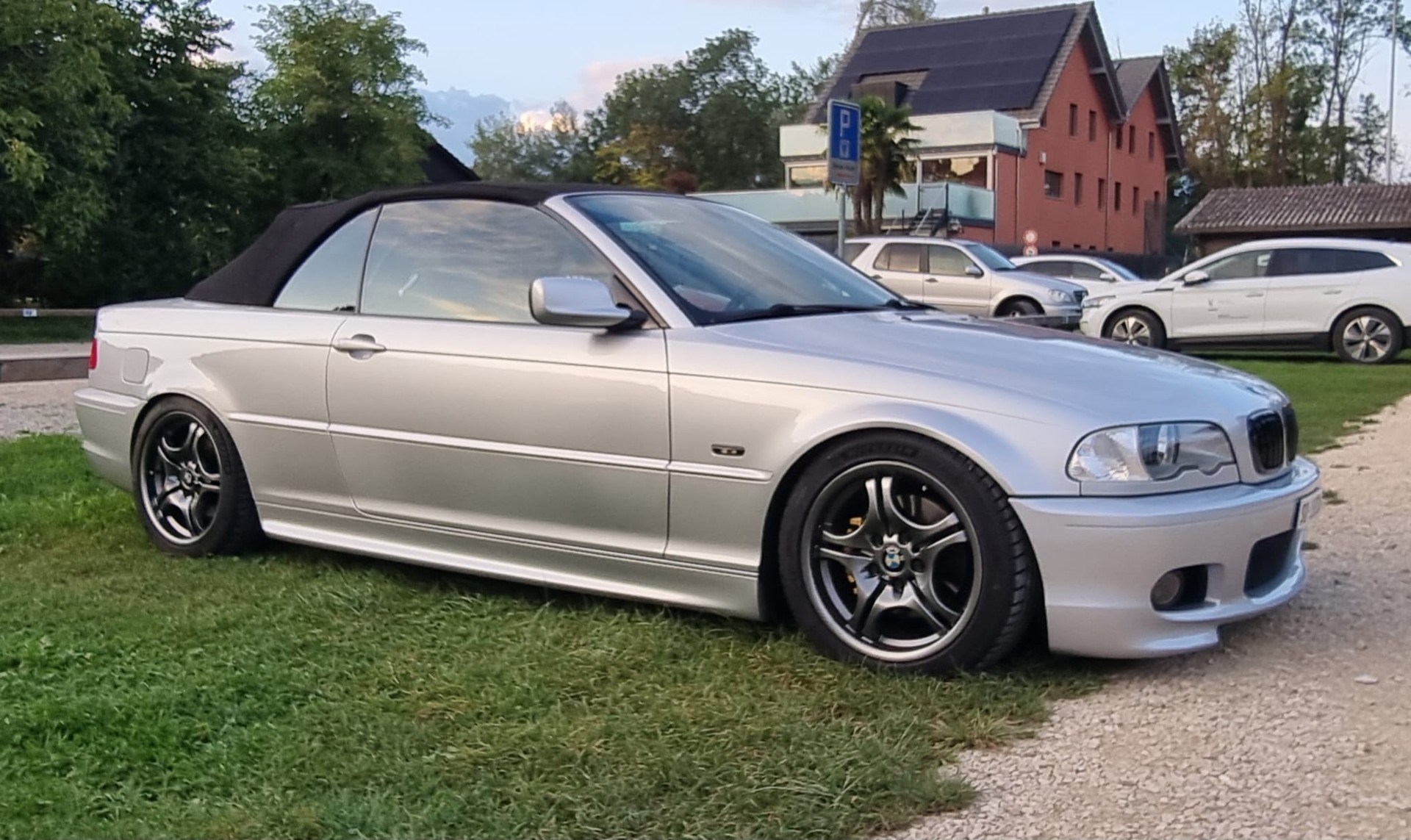BMW 320Ci | E46 | M Performance | Cabriolet | gepflegt | CH- Auto | Liebhaberfahrzeug |-image-0