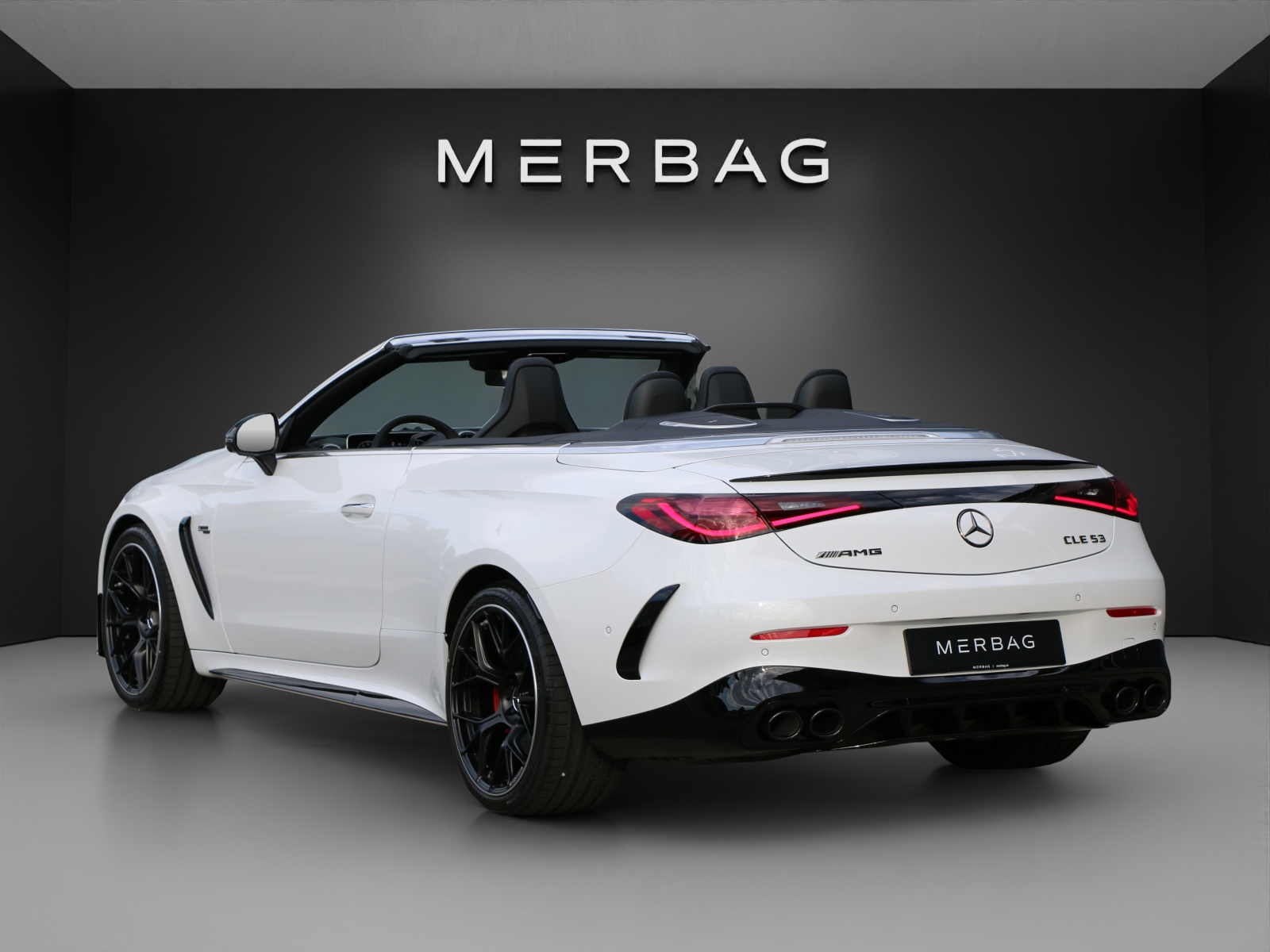 MERCEDES-BENZ AMG CLE 53 4MATIC+ Cabriolet-image-3