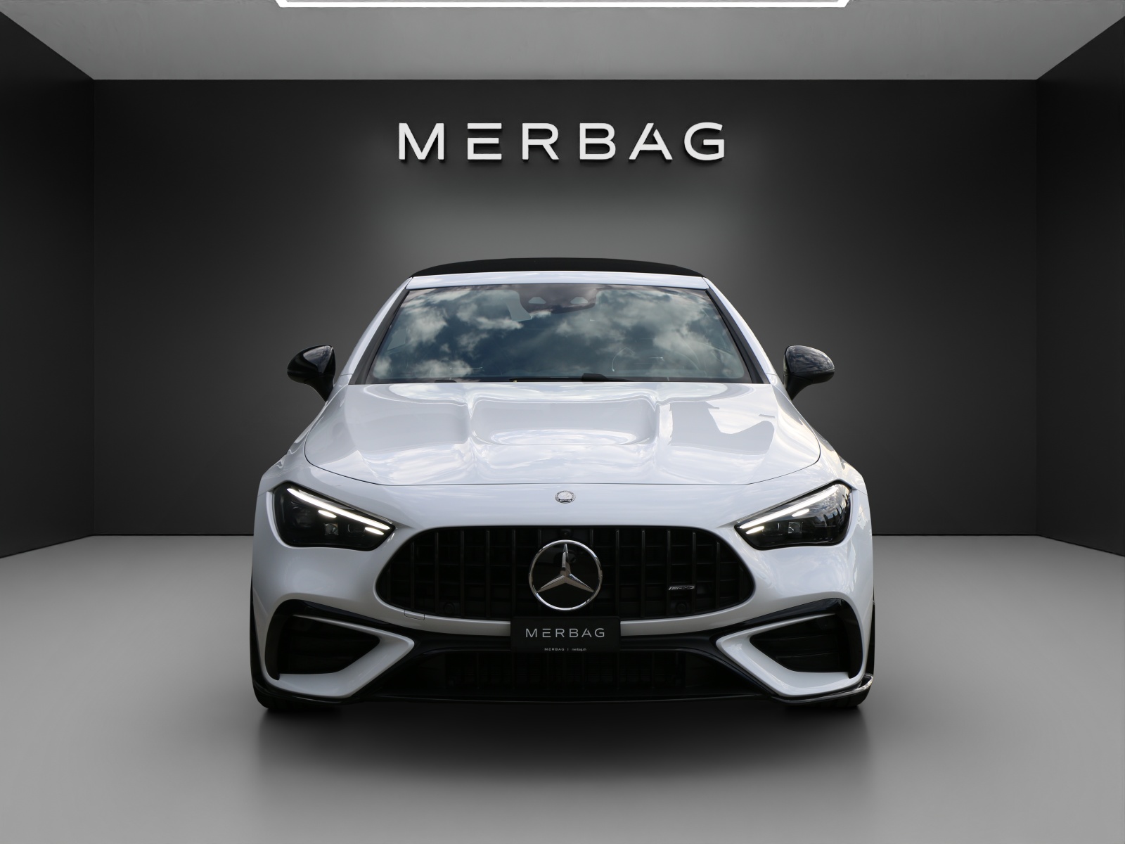 MERCEDES-BENZ AMG CLE 53 4MATIC+ Cabriolet-image-21