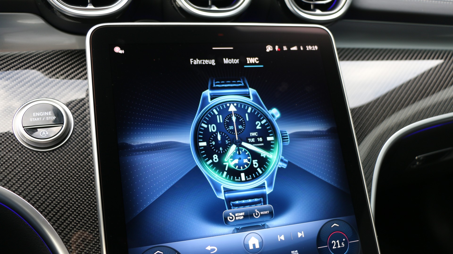 MERCEDES-BENZ AMG CLE 53 4MATIC+ Cabriolet-image-14
