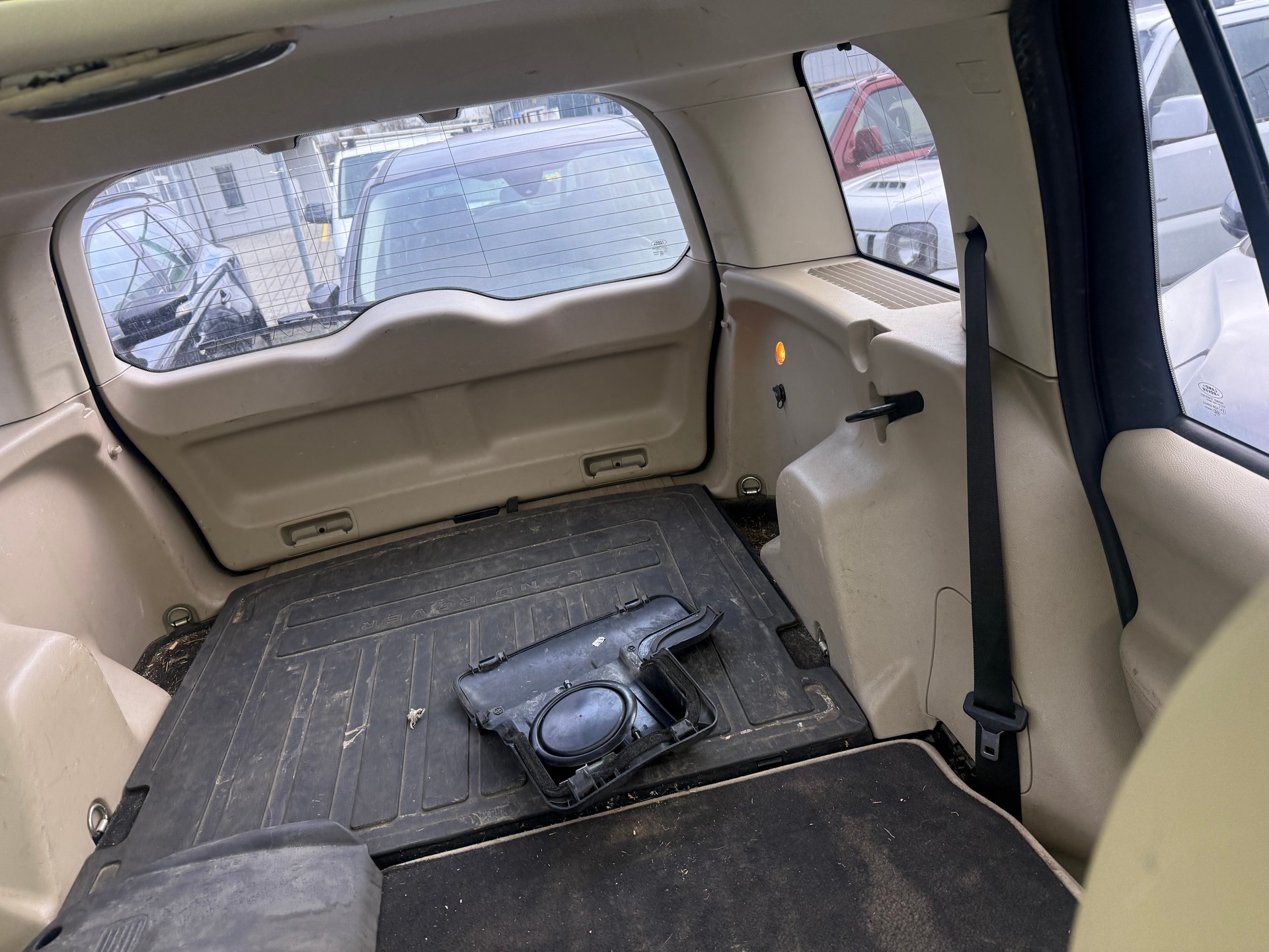 LAND ROVER Freelander 2.2 TD4 XS Automatic-image-9