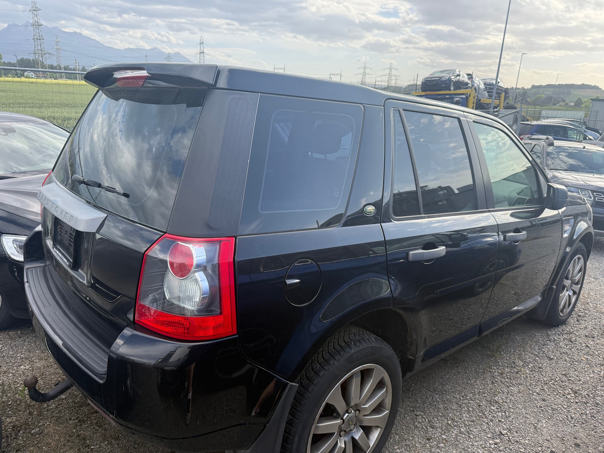 LAND ROVER Freelander 2.2 TD4 XS Automatic-image-2